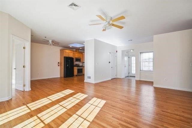 683 MAIN ST Unit: 22