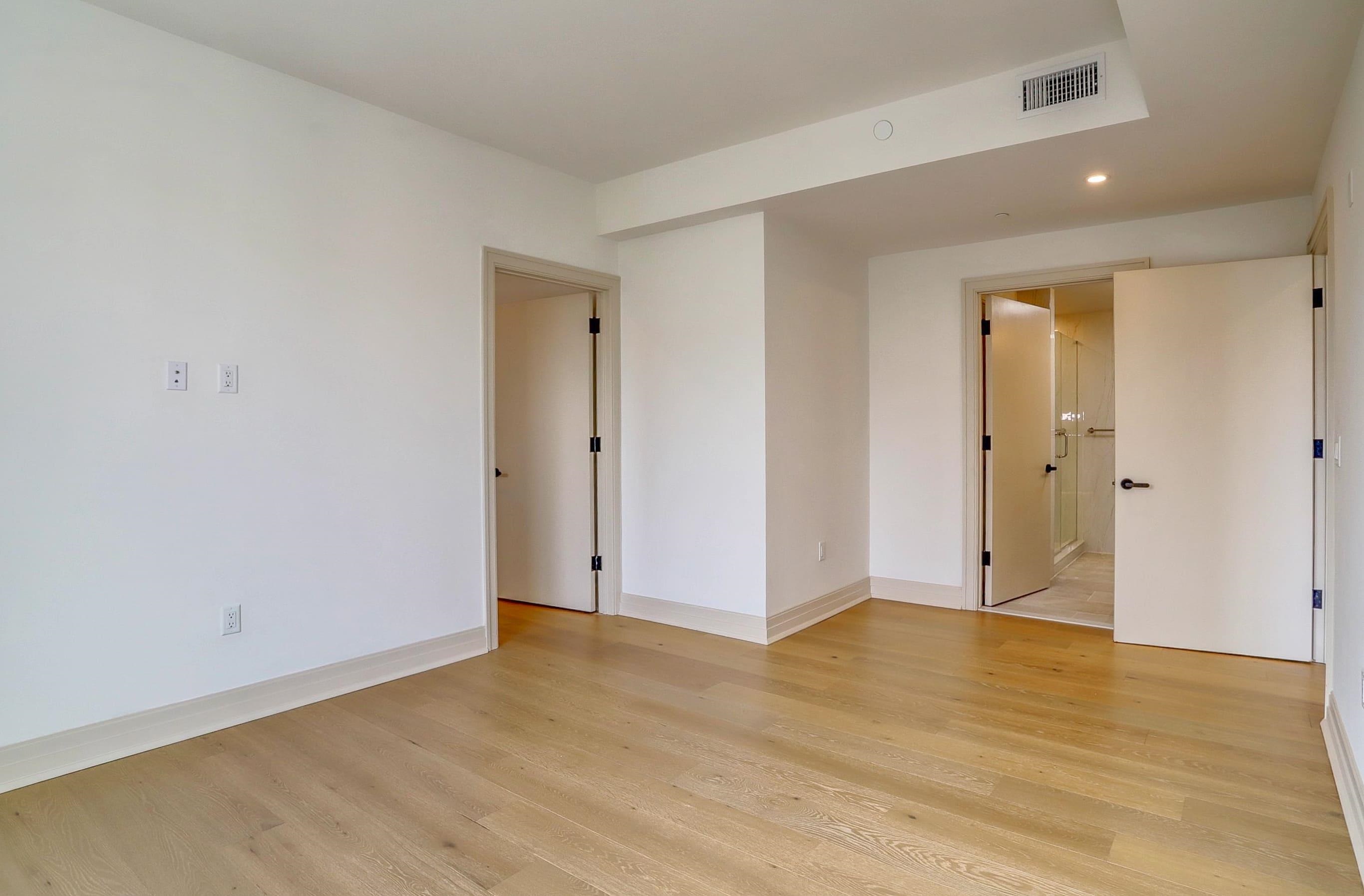 921 MADISON ST Unit: 505