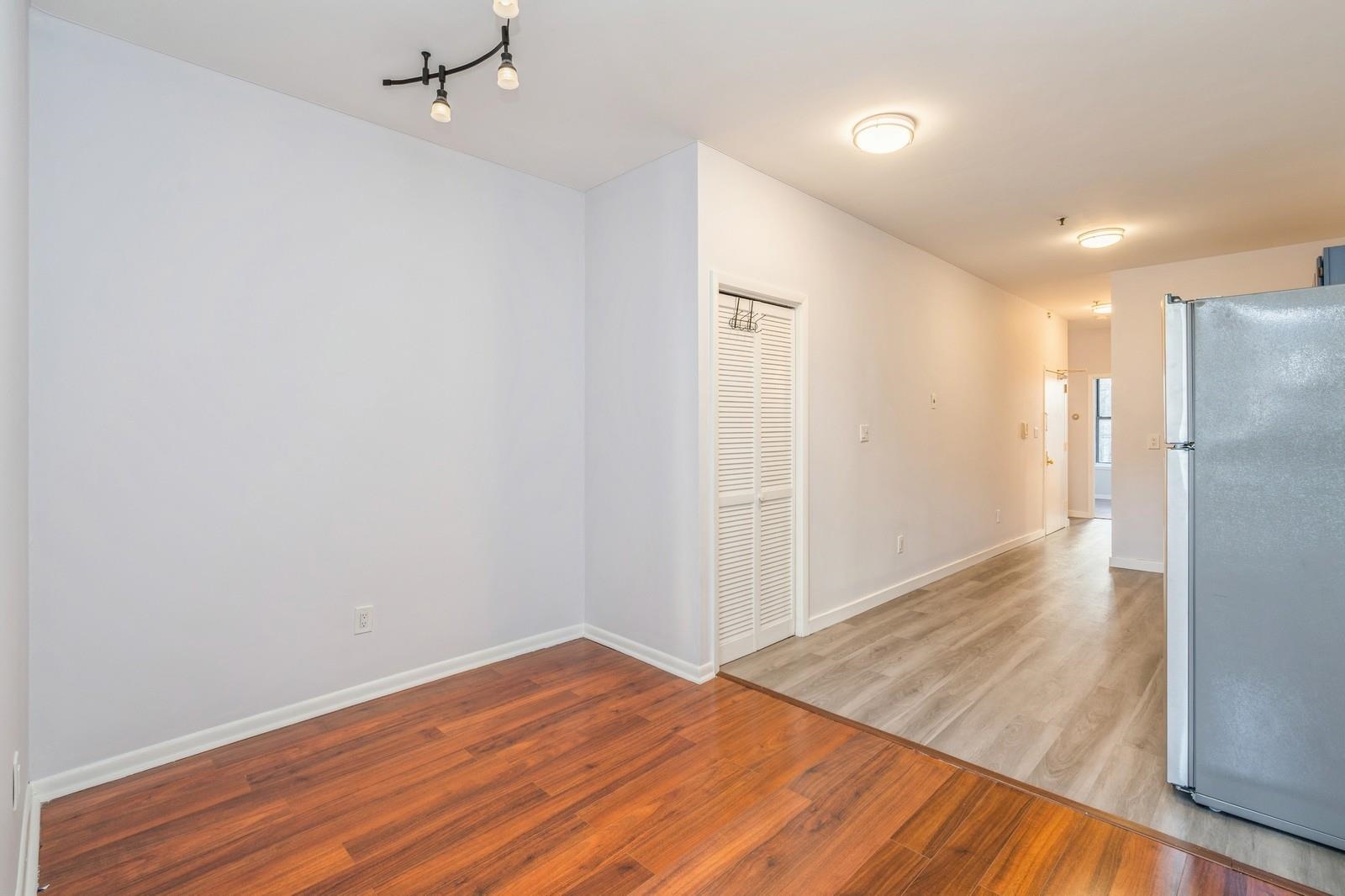 817 PARK AVE Unit: 3