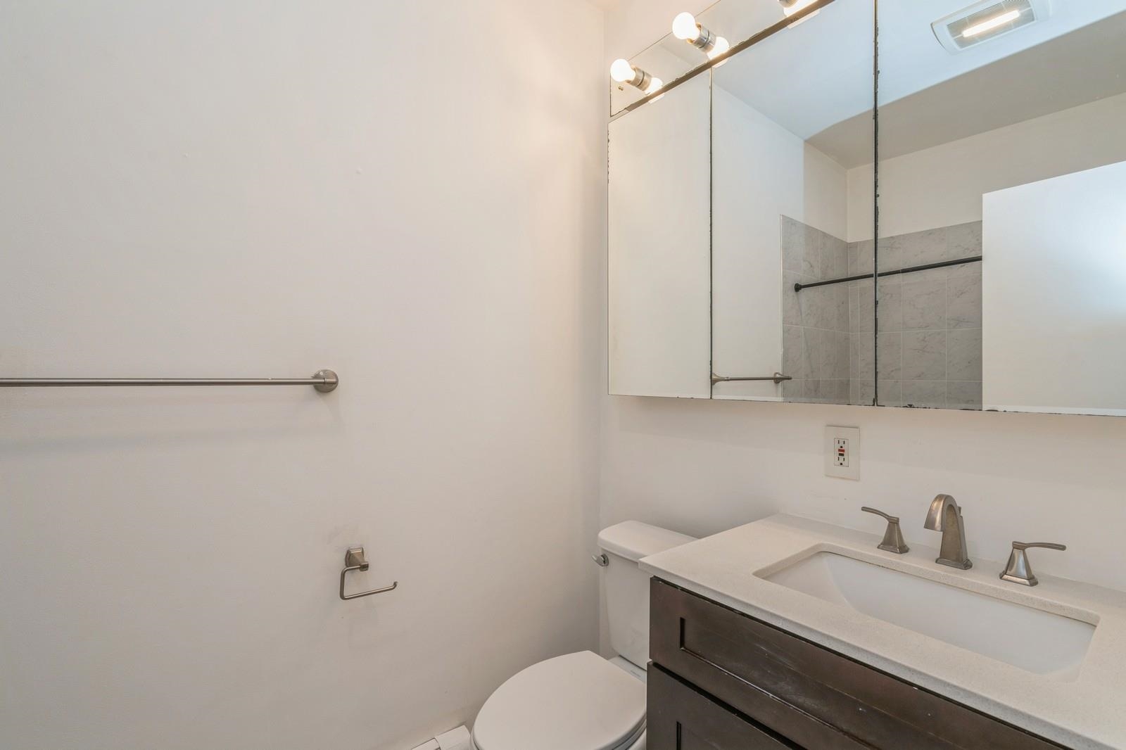 817 PARK AVE Unit: 3