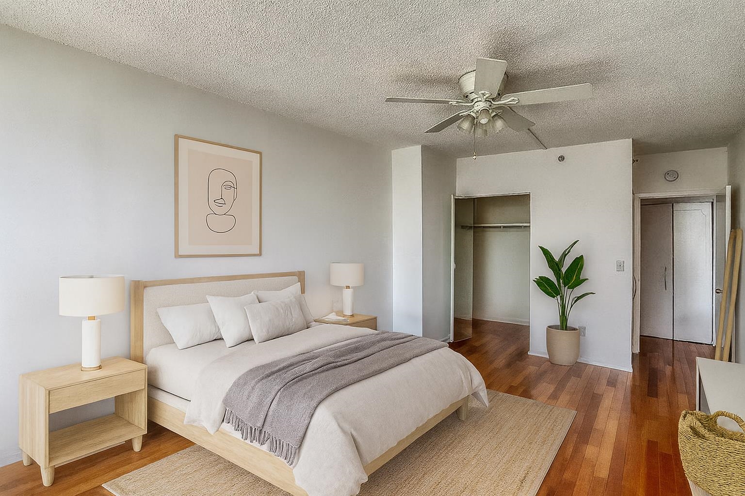 45 RIVER DR SOUTH Unit: 2205