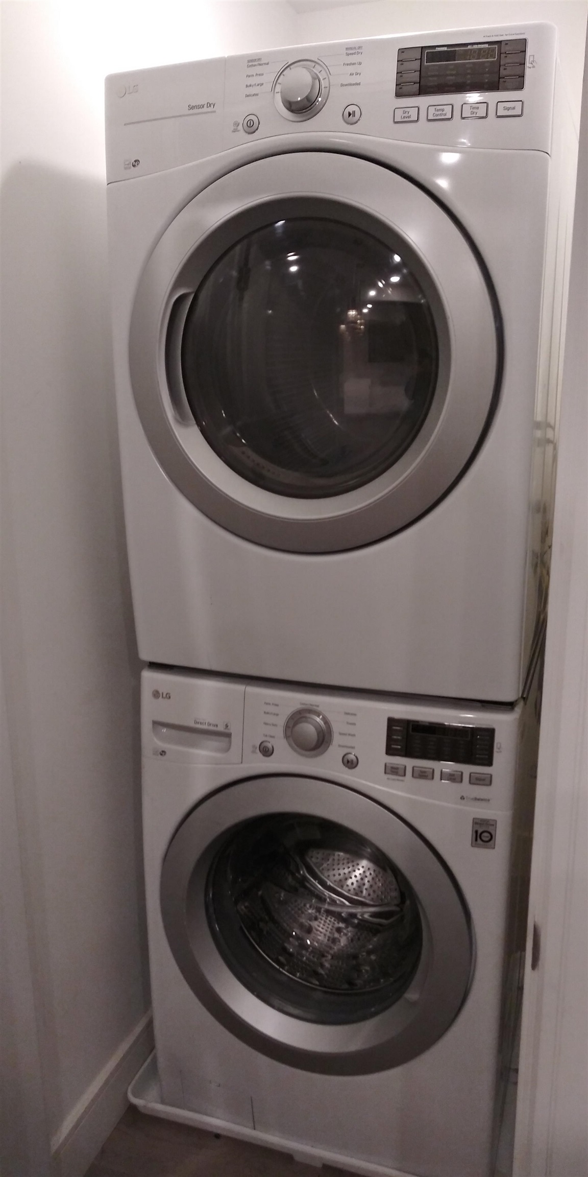 801 SUMMIT AVE Unit: 2A