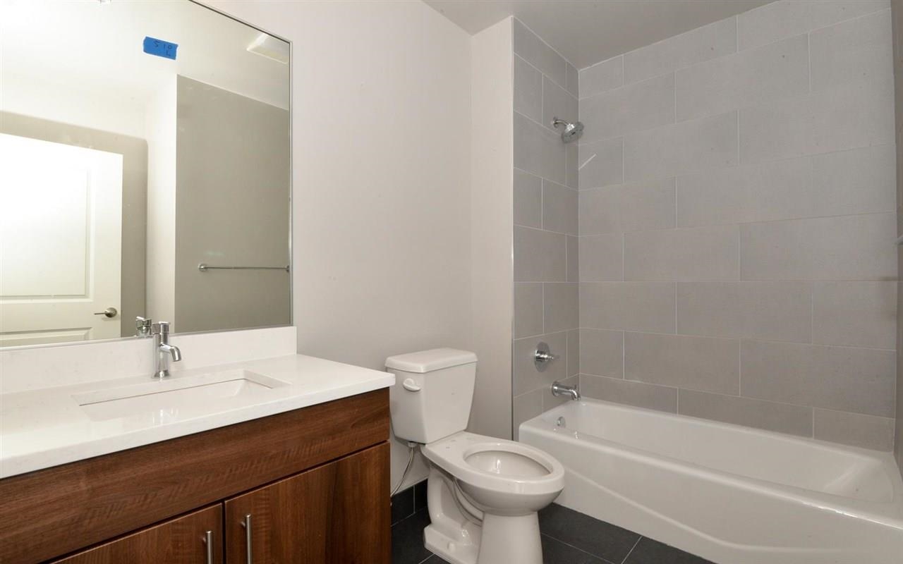 100 MARSHALL ST Unit: 210