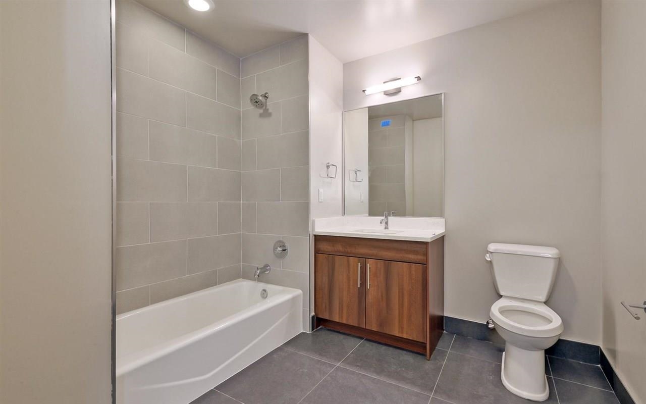 100 MARSHALL ST Unit: 215