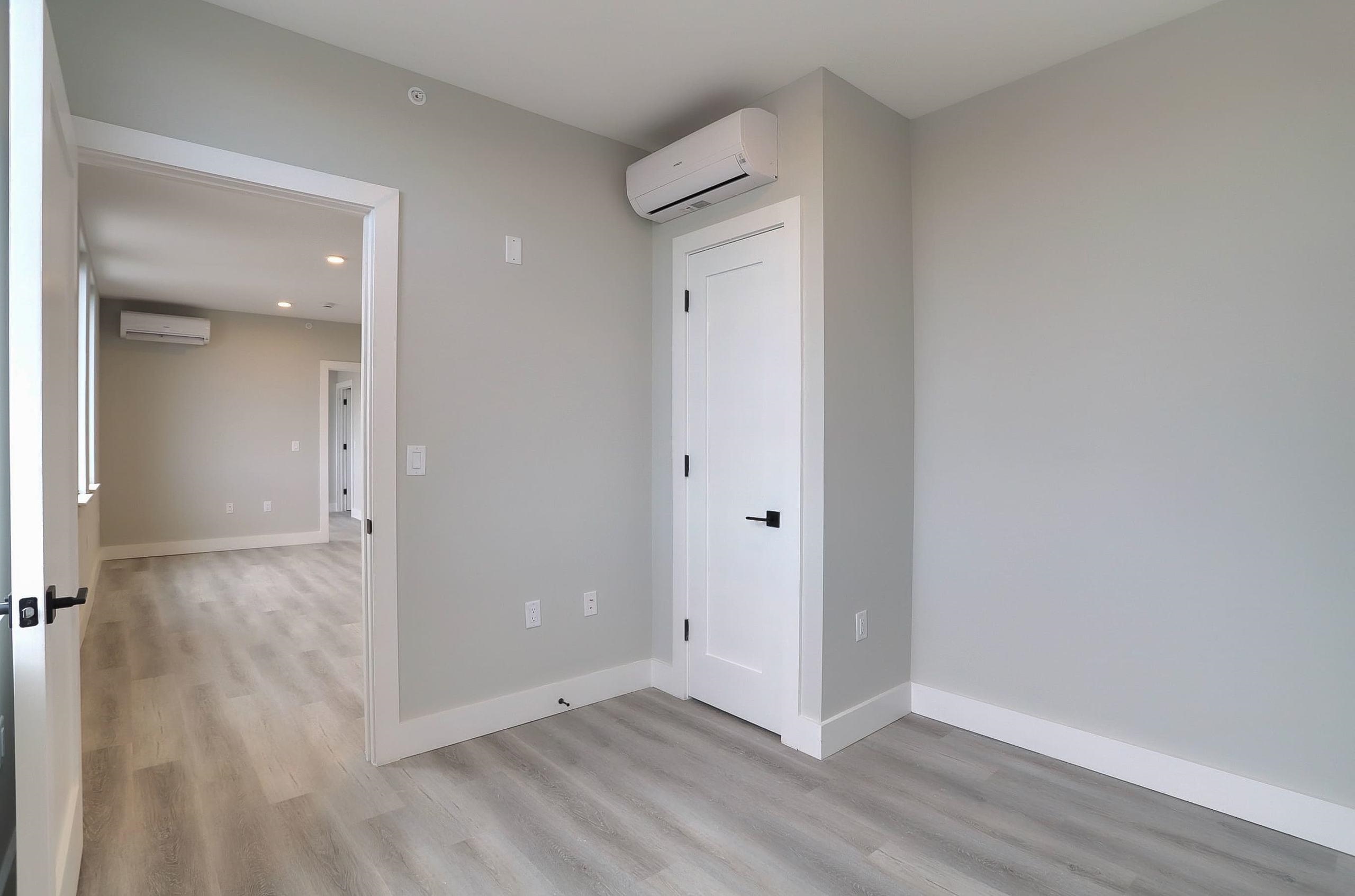 3516 JOHN F KENNEDY BLVD Unit: 402
