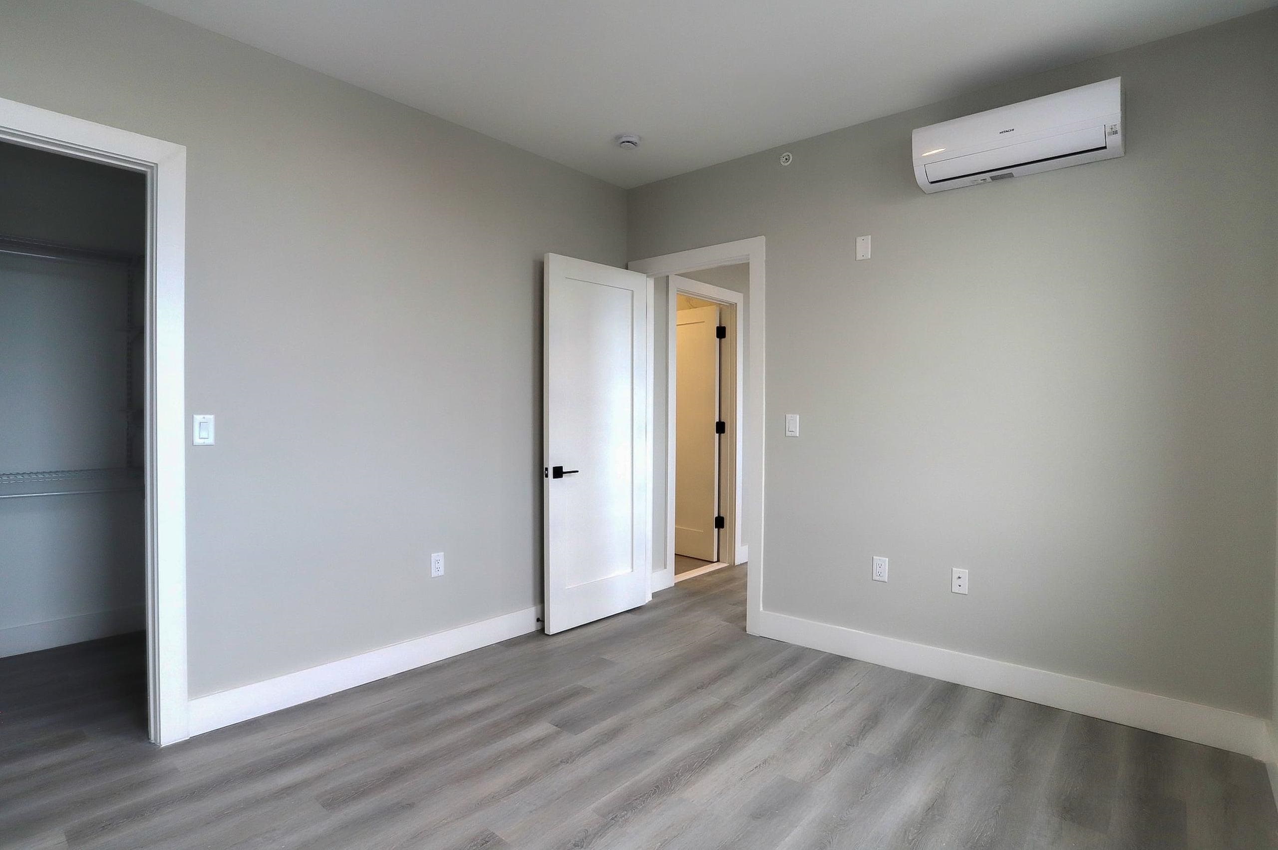3516 JOHN F KENNEDY BLVD Unit: 402
