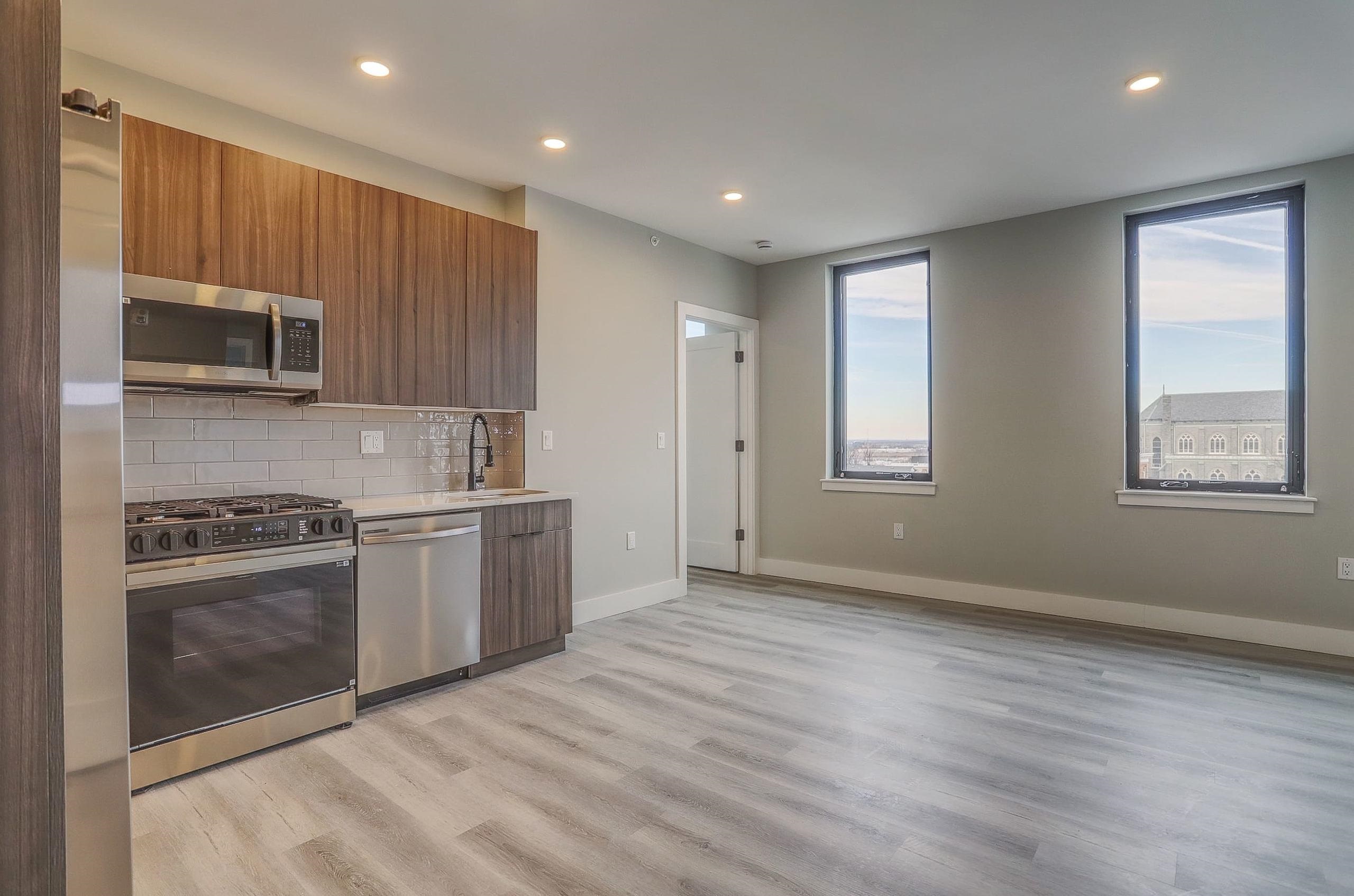 3516 JOHN F KENNEDY BLVD Unit: 402
