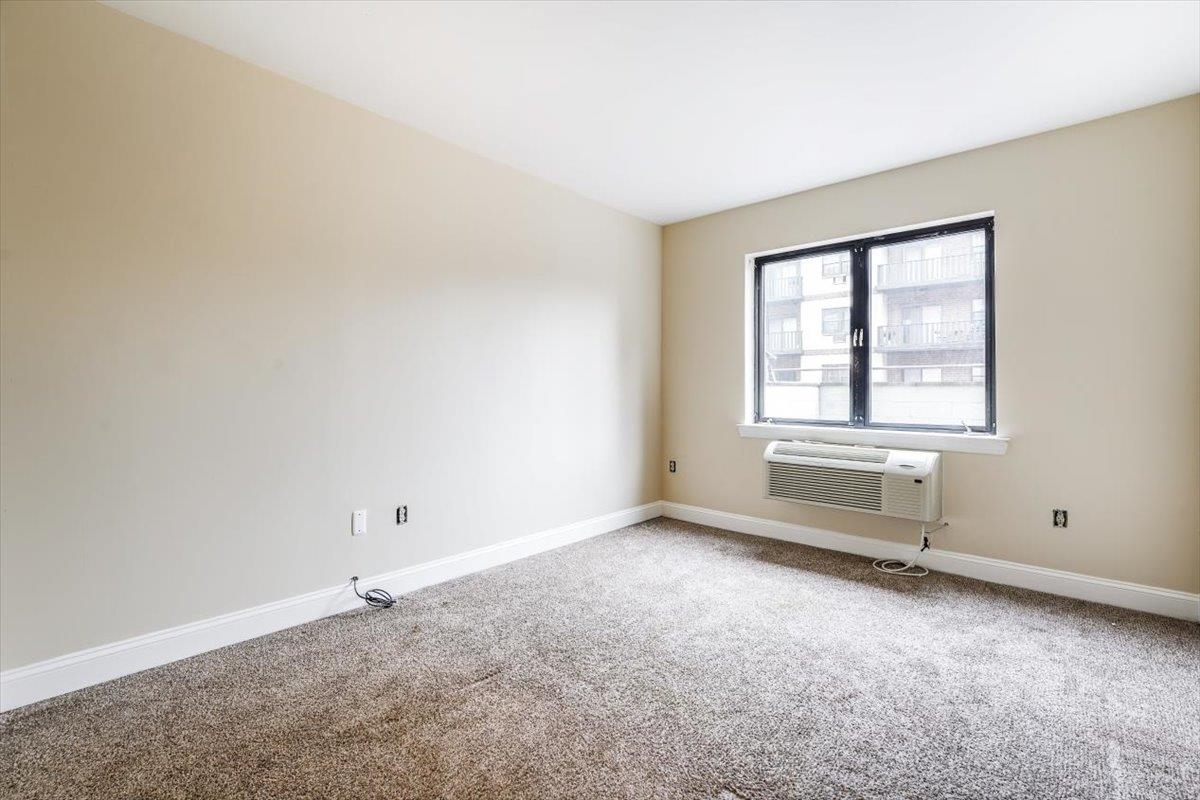 29 1ST ST Unit: 408