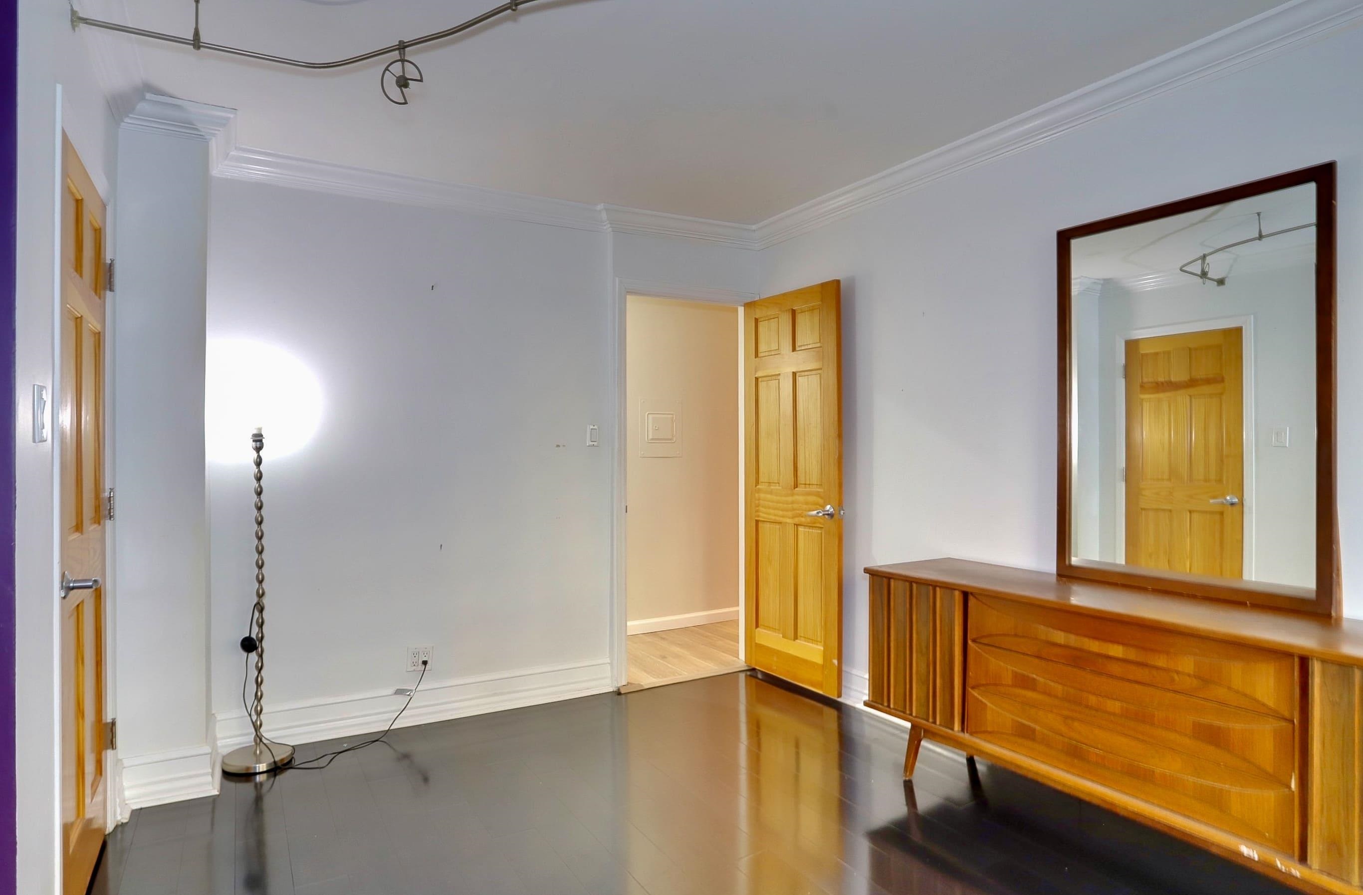 225 ST PAULS AVE Unit: 8K