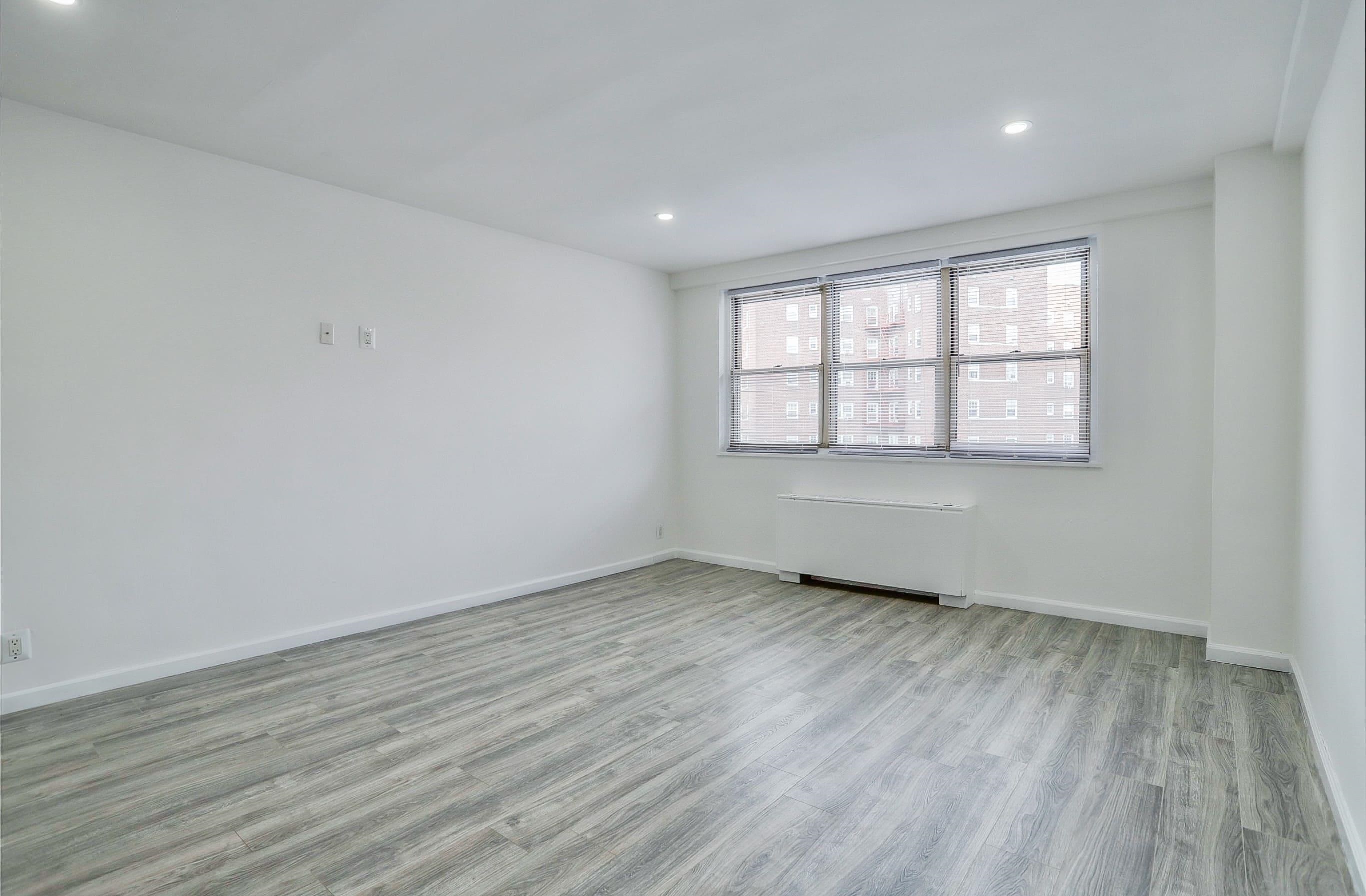 7100 BLVD EAST Unit: 1B