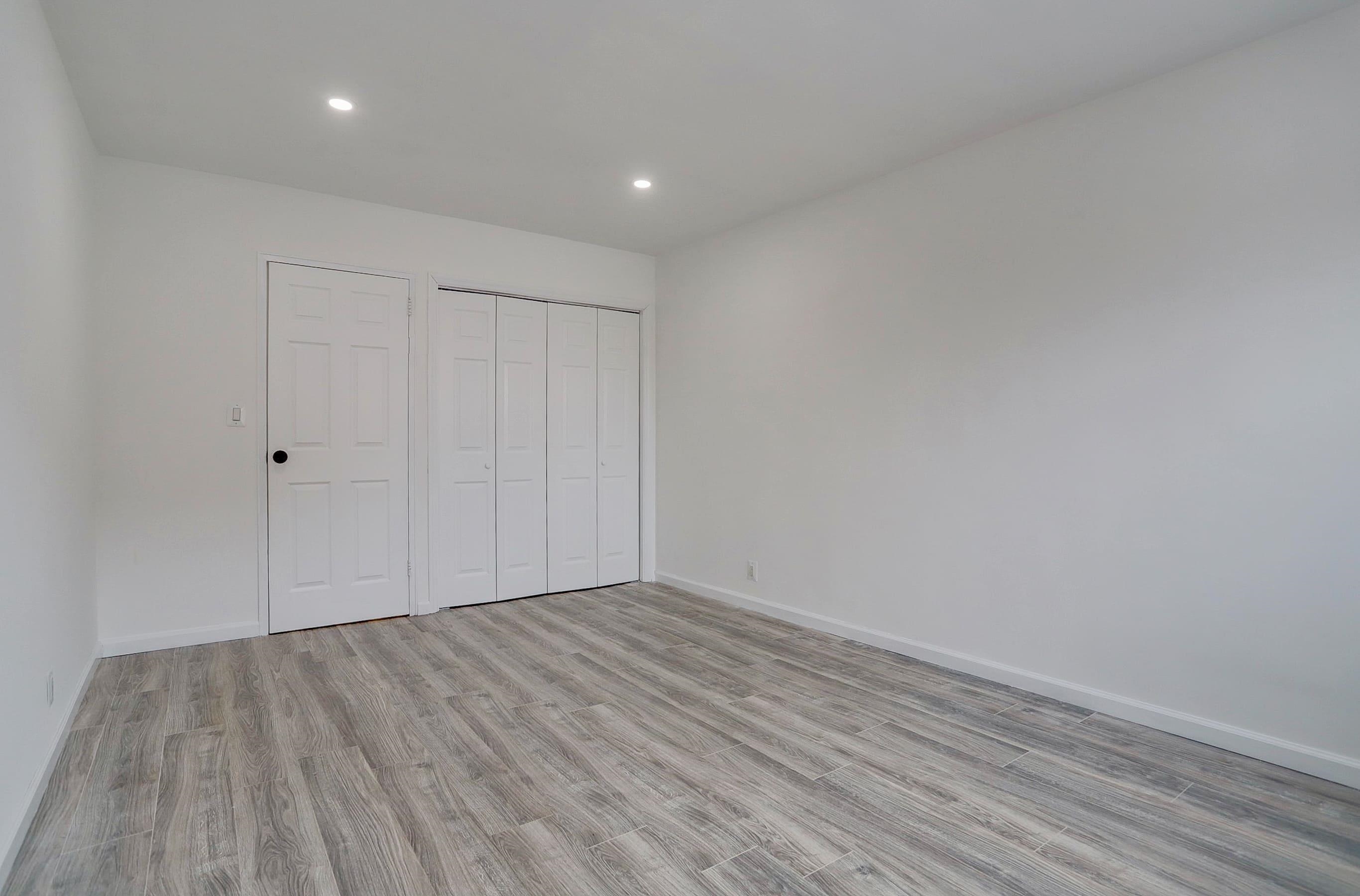 7100 BLVD EAST Unit: 1B