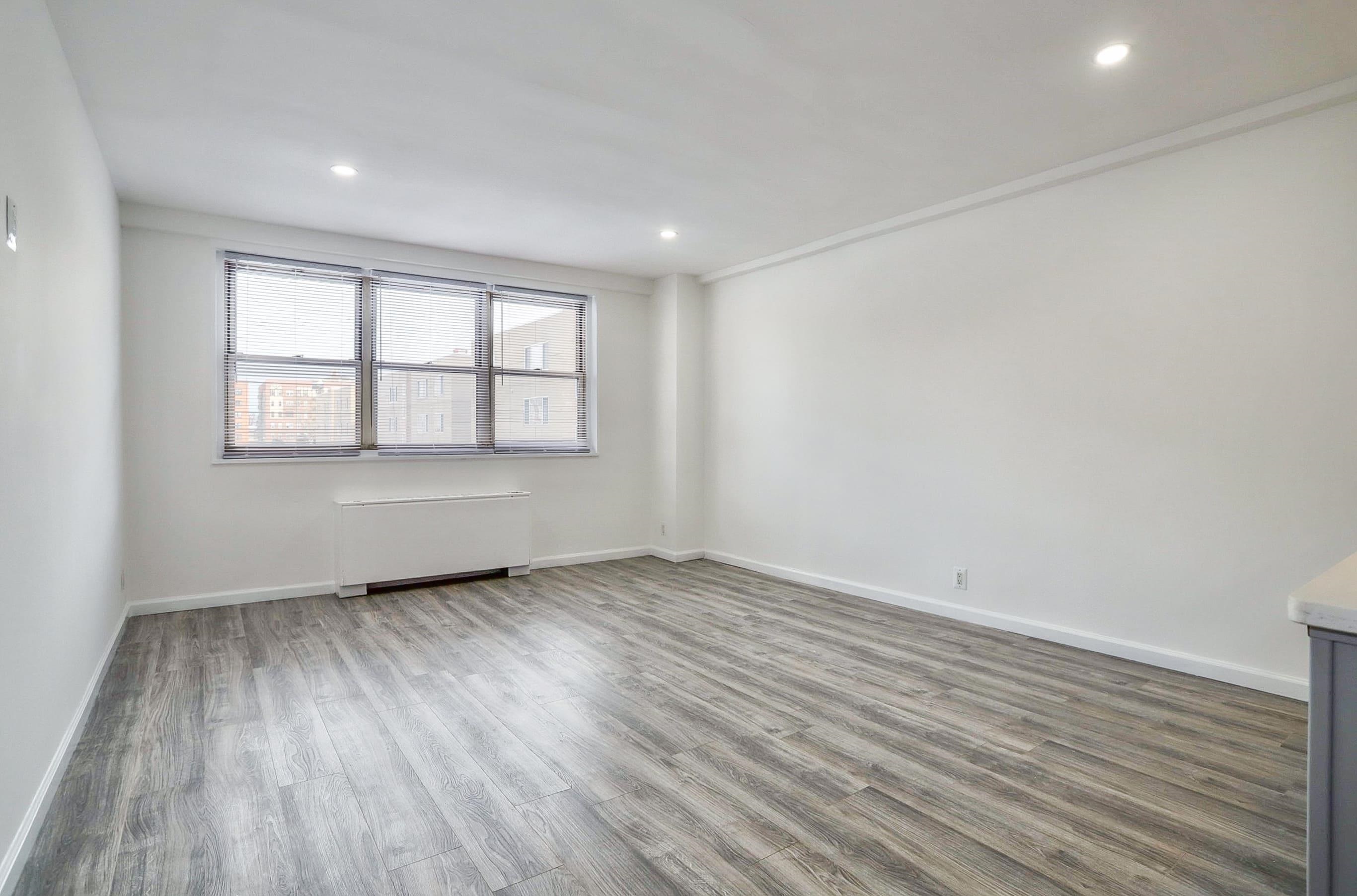 7100 BLVD EAST Unit: 1B