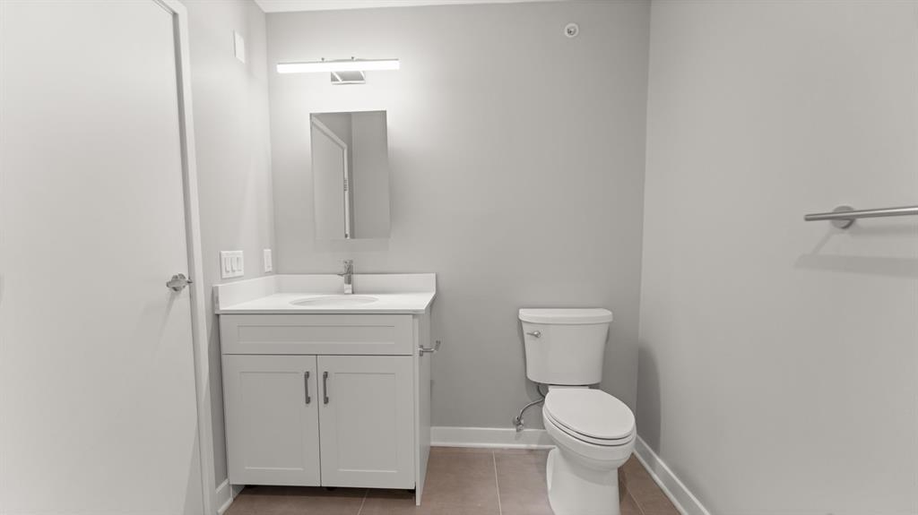 475 COMMUNIPAW AVE Unit: 506