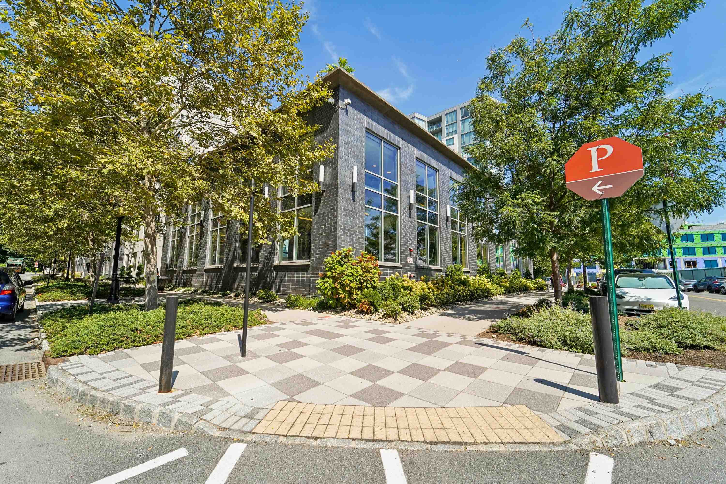 9 AVENUE AT PORT IMPERIAL Unit: 922