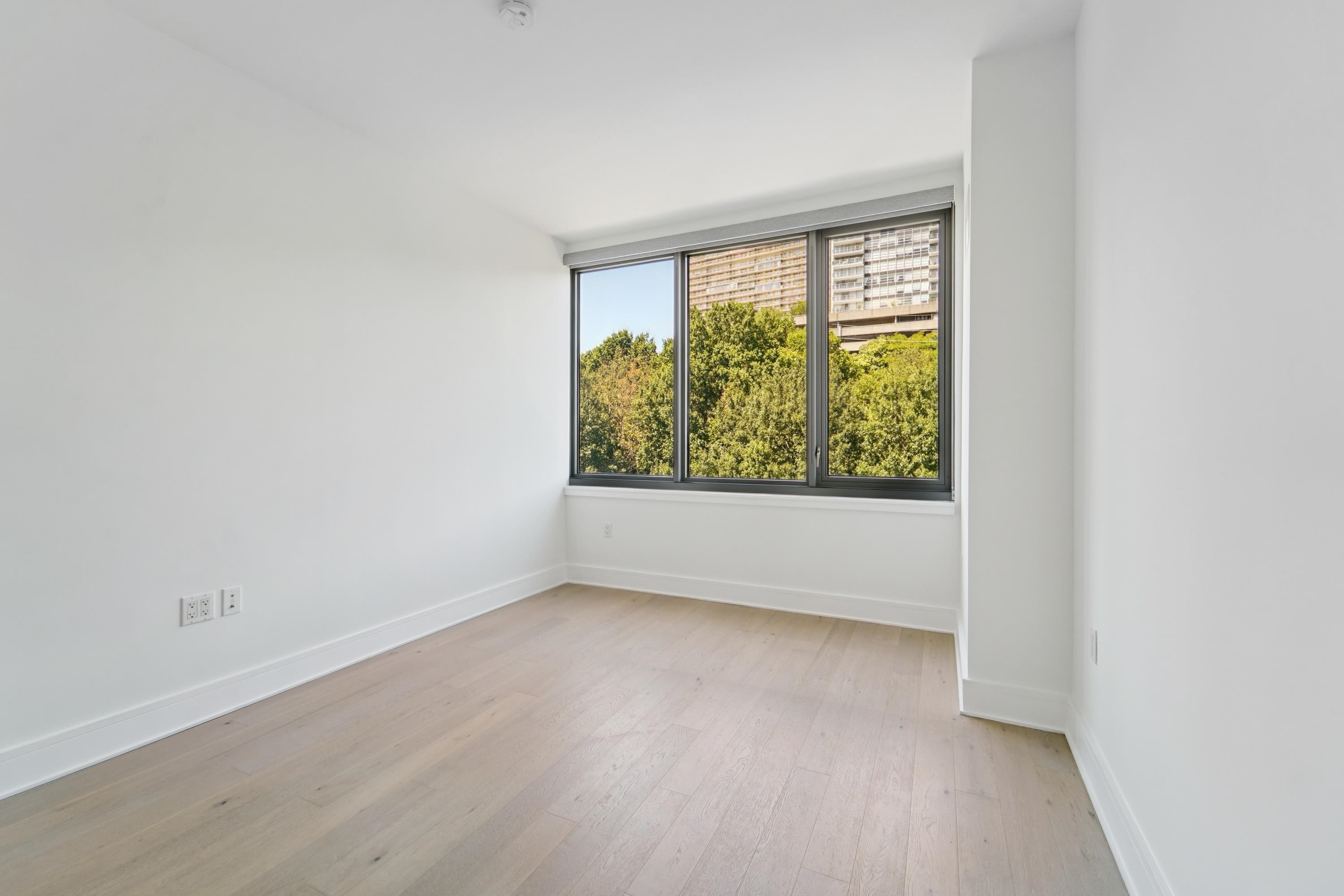 9 AVENUE AT PORT IMPERIAL Unit: 922