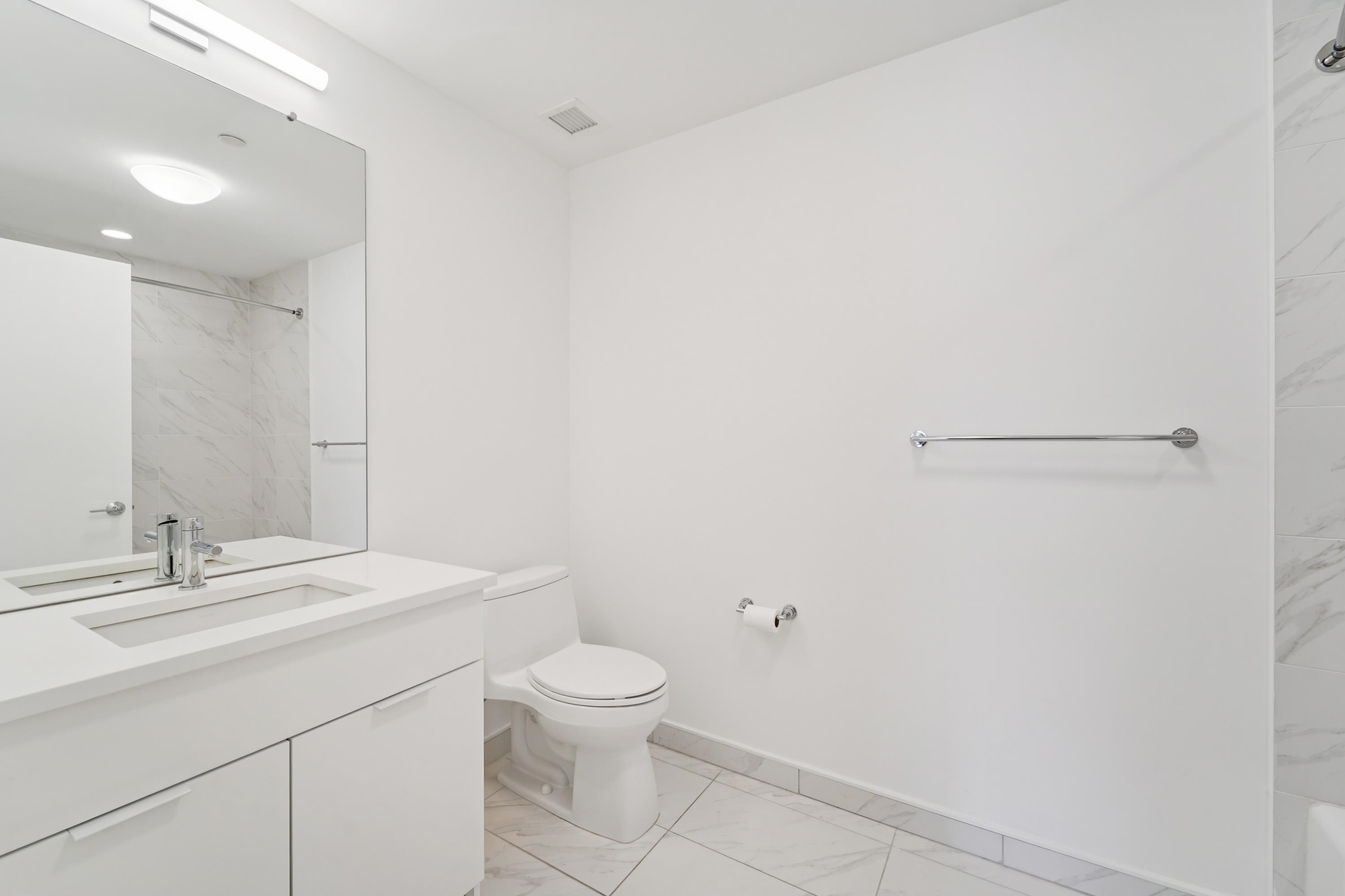 9 AVENUE AT PORT IMPERIAL Unit: 922