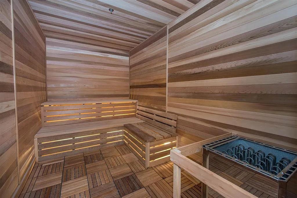 9 AVENUE AT PORT IMPERIAL Unit: 922