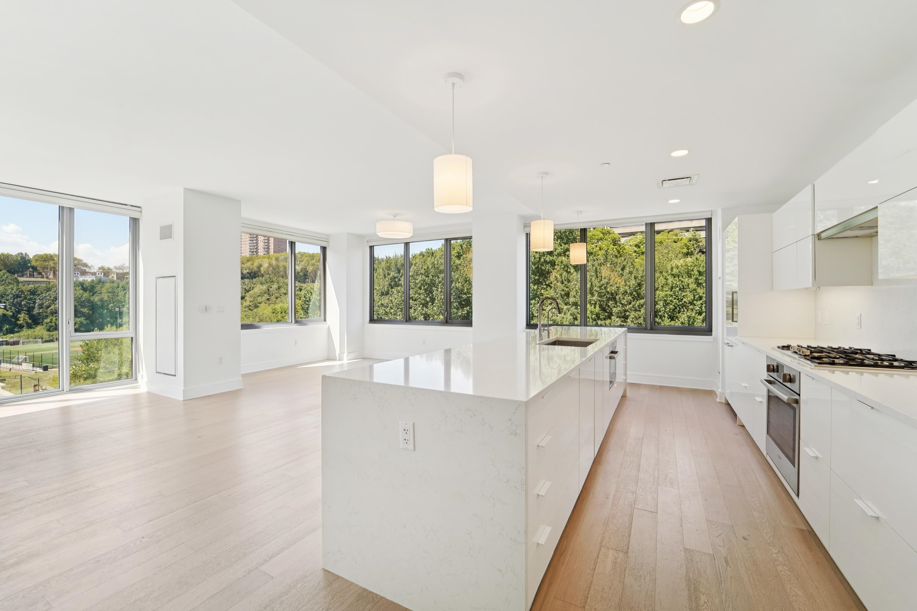 9 AVENUE AT PORT IMPERIAL Unit: 922