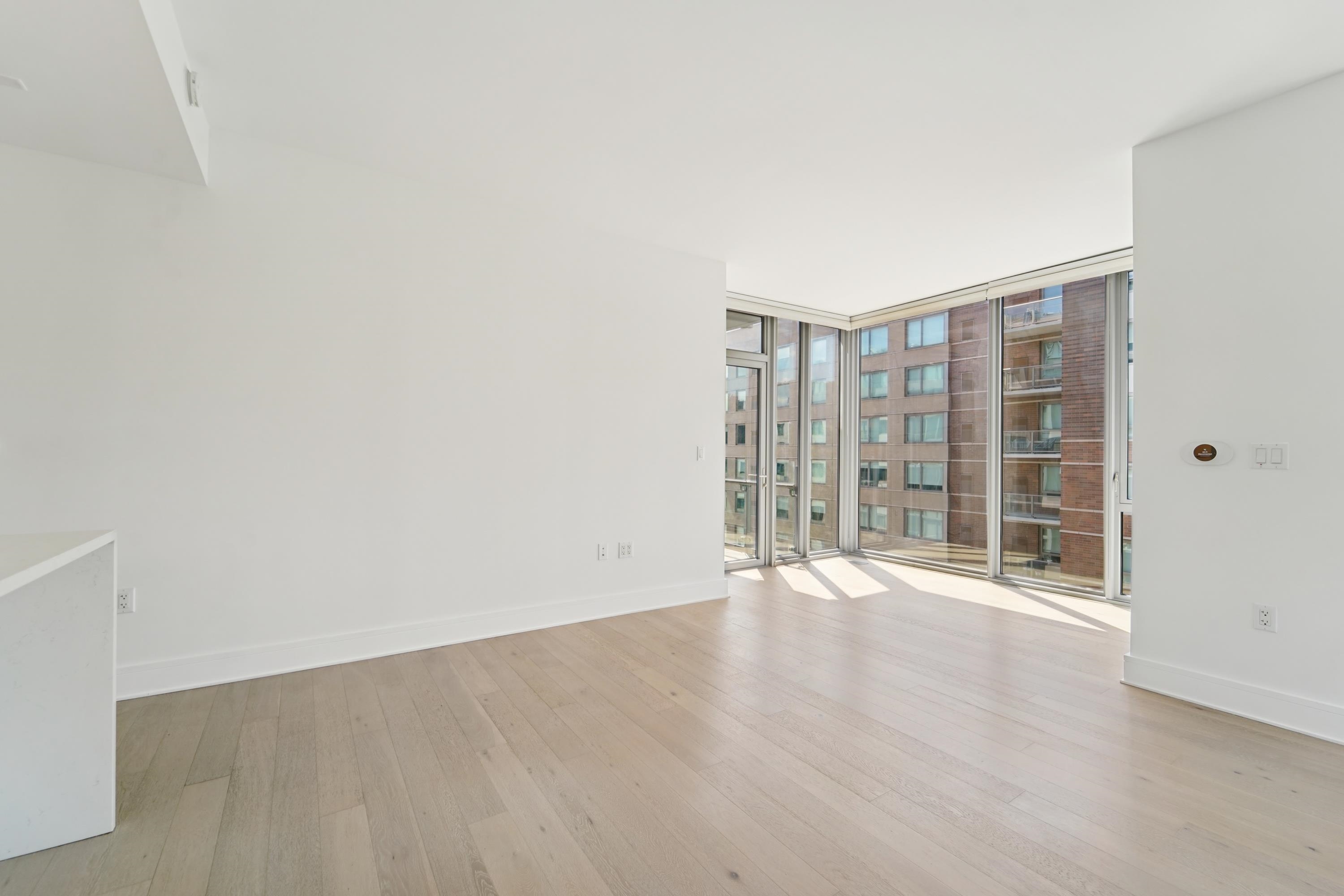 9 AVENUE AT PORT IMPERIAL Unit: 922