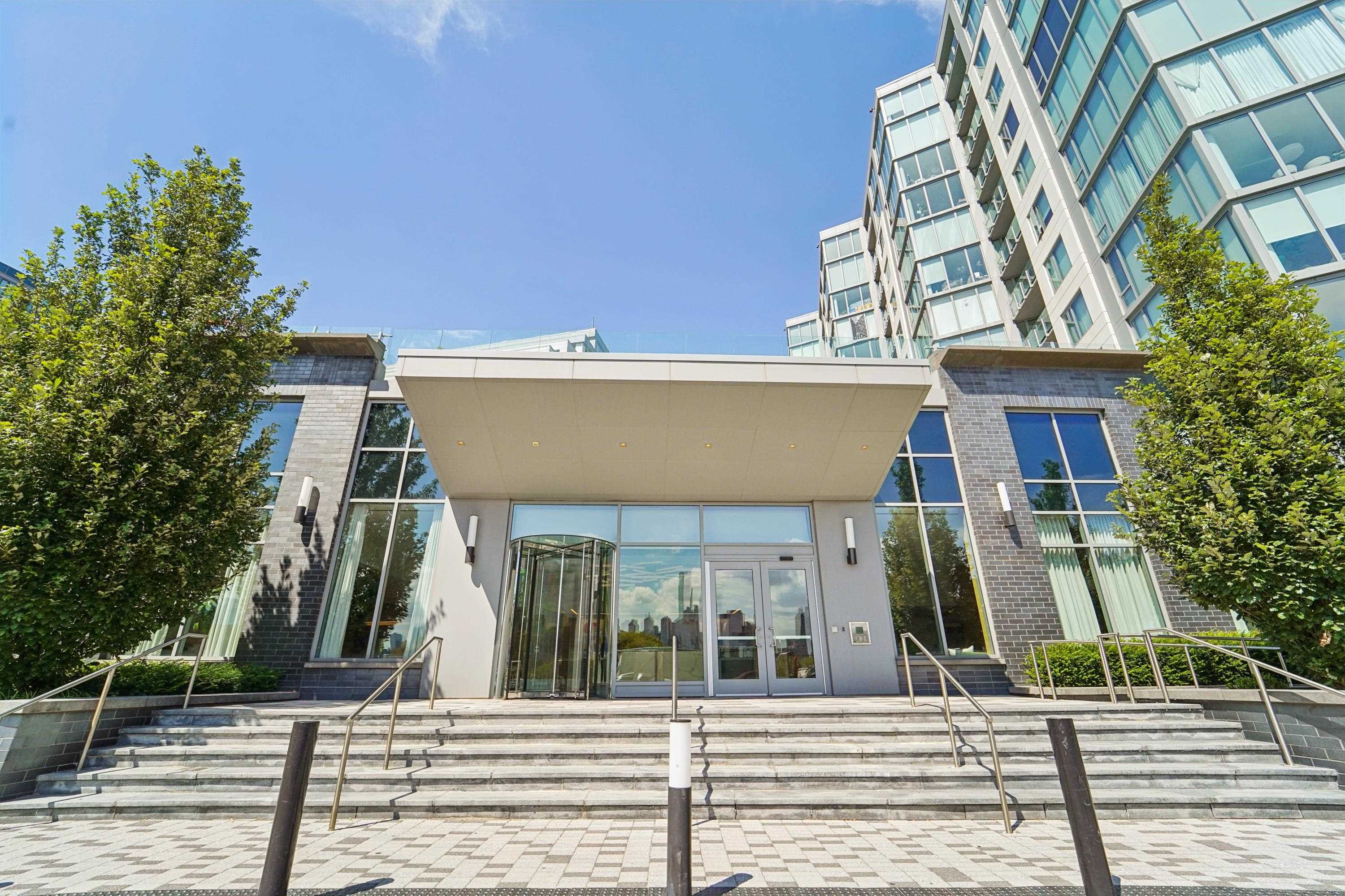 9 AVENUE AT PORT IMPERIAL Unit: 922