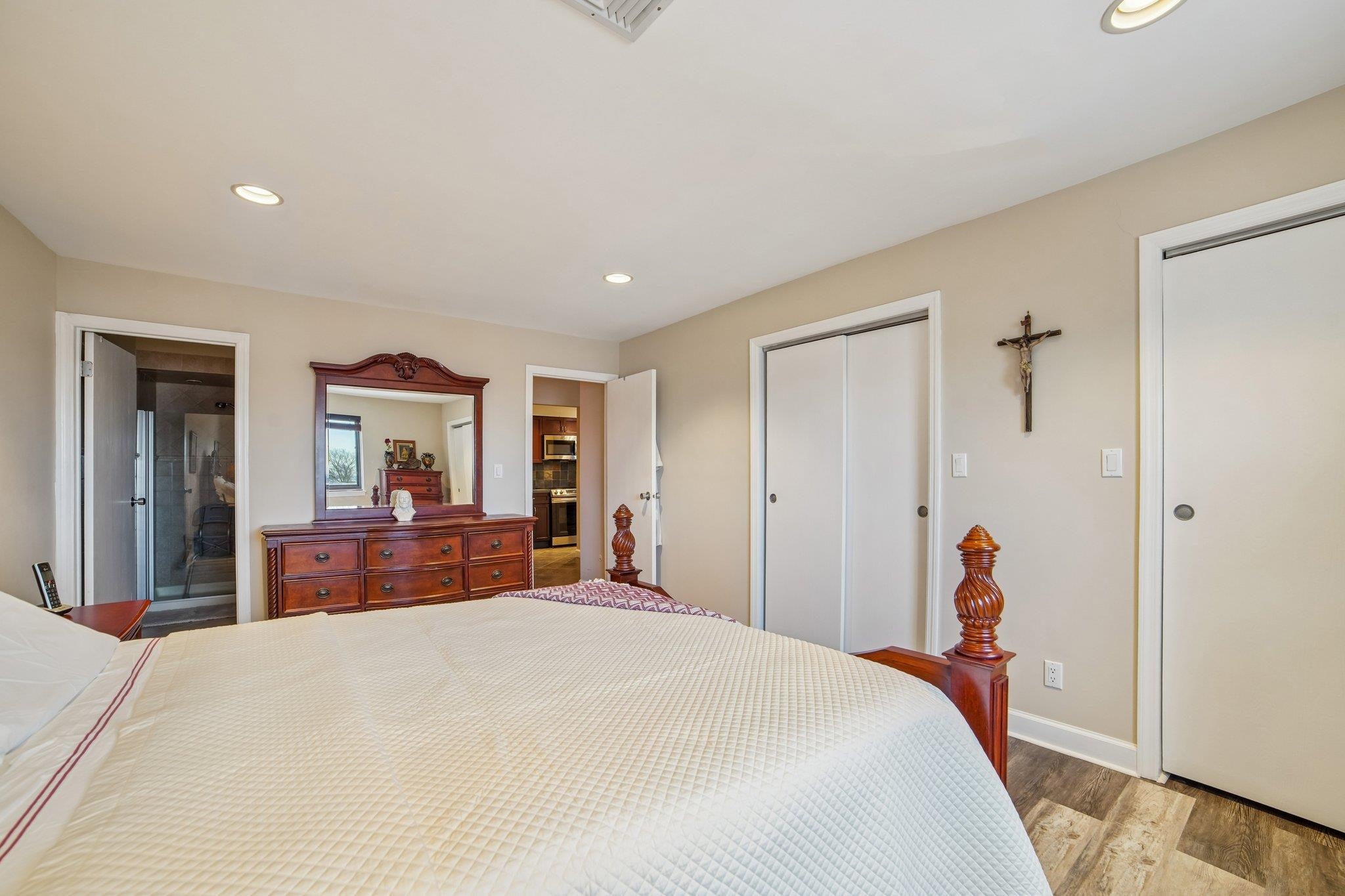 8305 BERGENLINE AVE Unit: 25