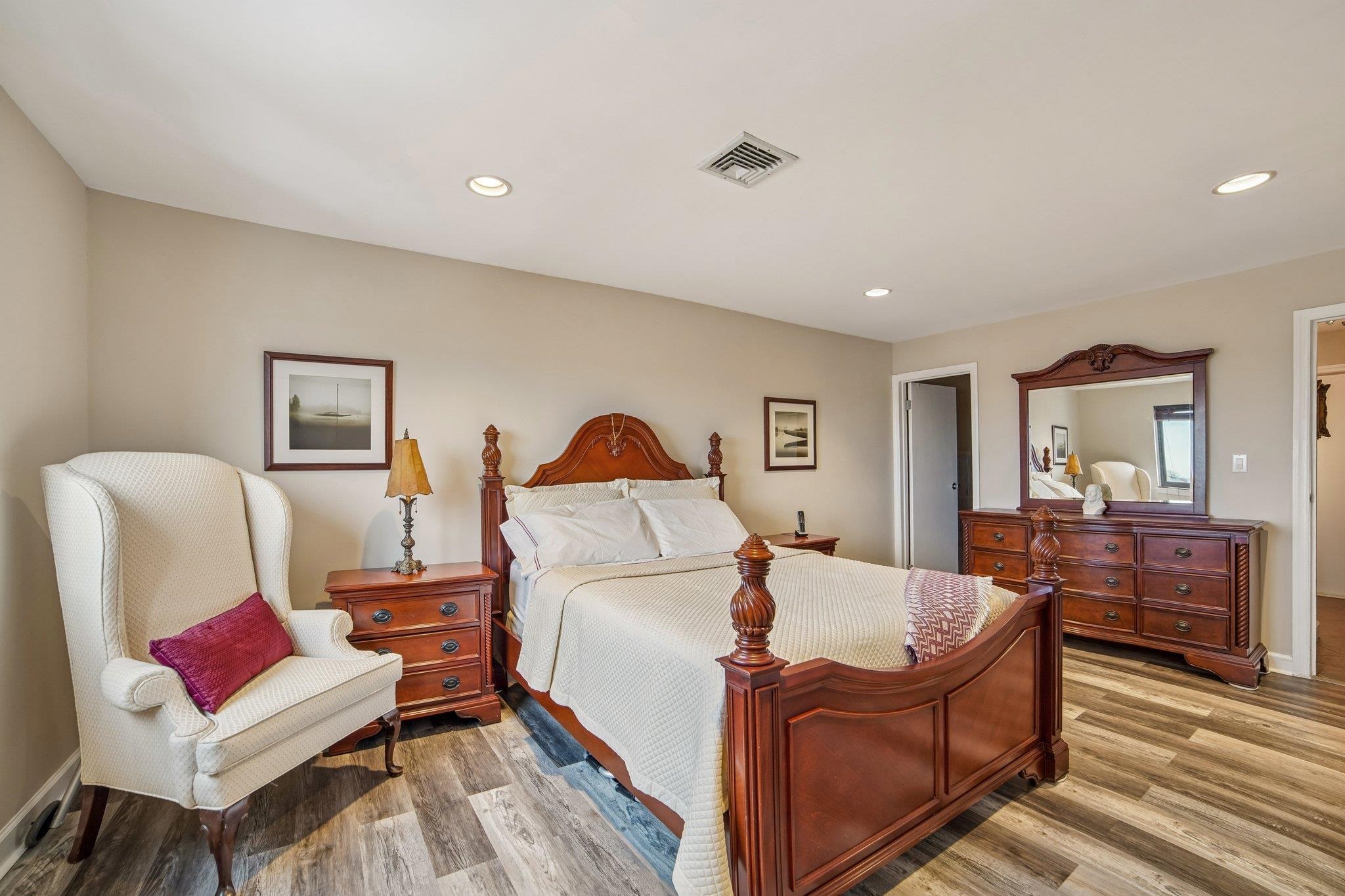 8305 BERGENLINE AVE Unit: 25