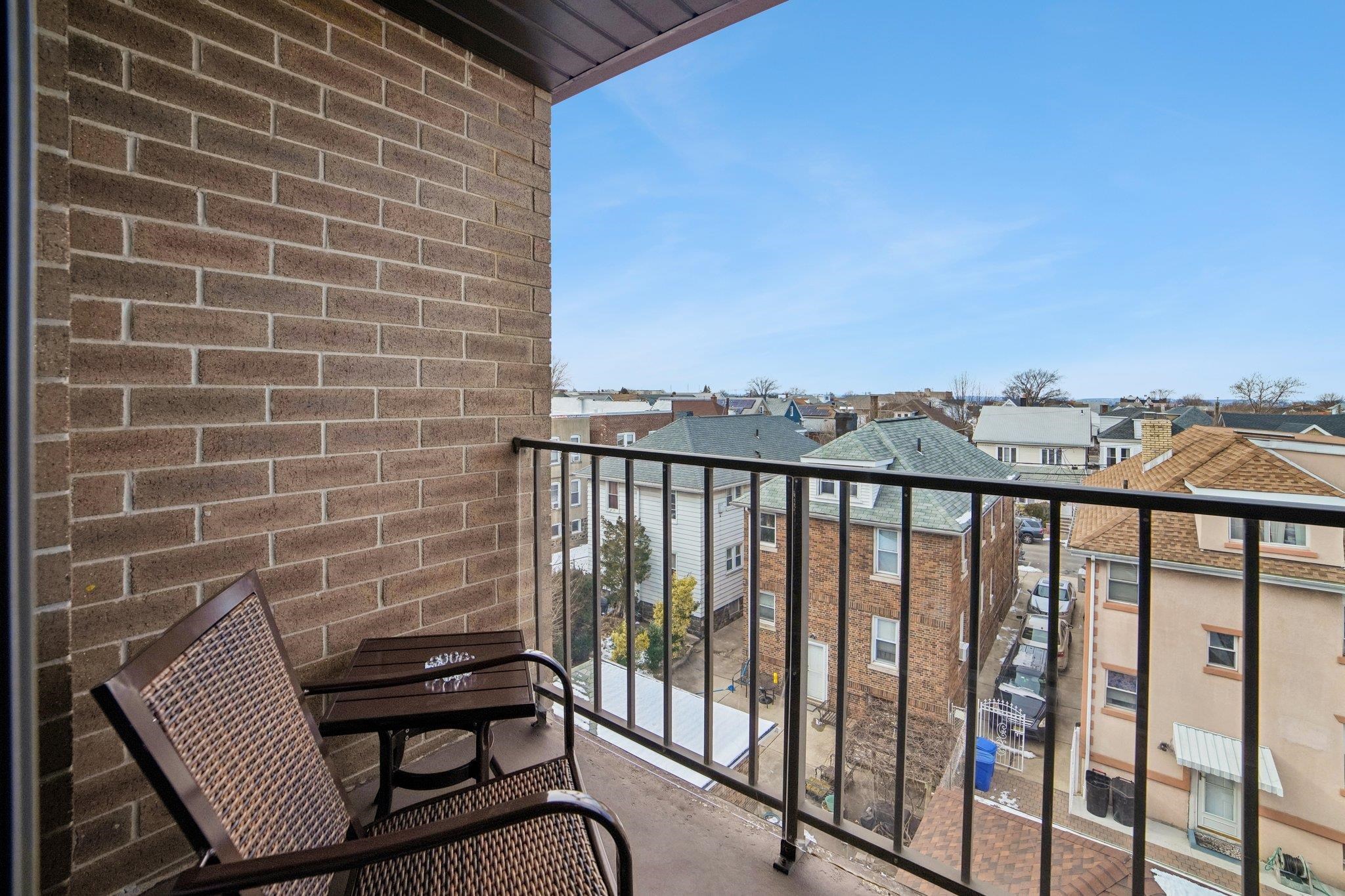 8305 BERGENLINE AVE Unit: 25