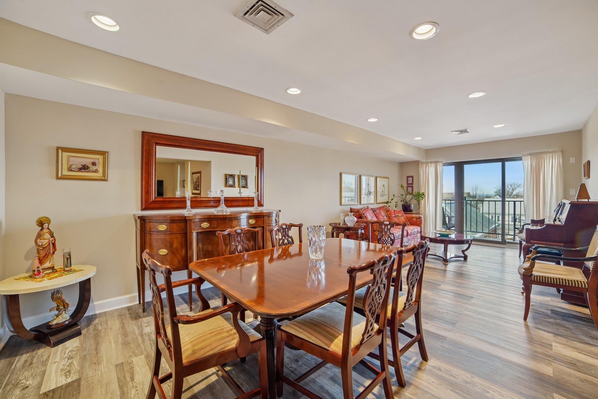 8305 BERGENLINE AVE Unit: 25