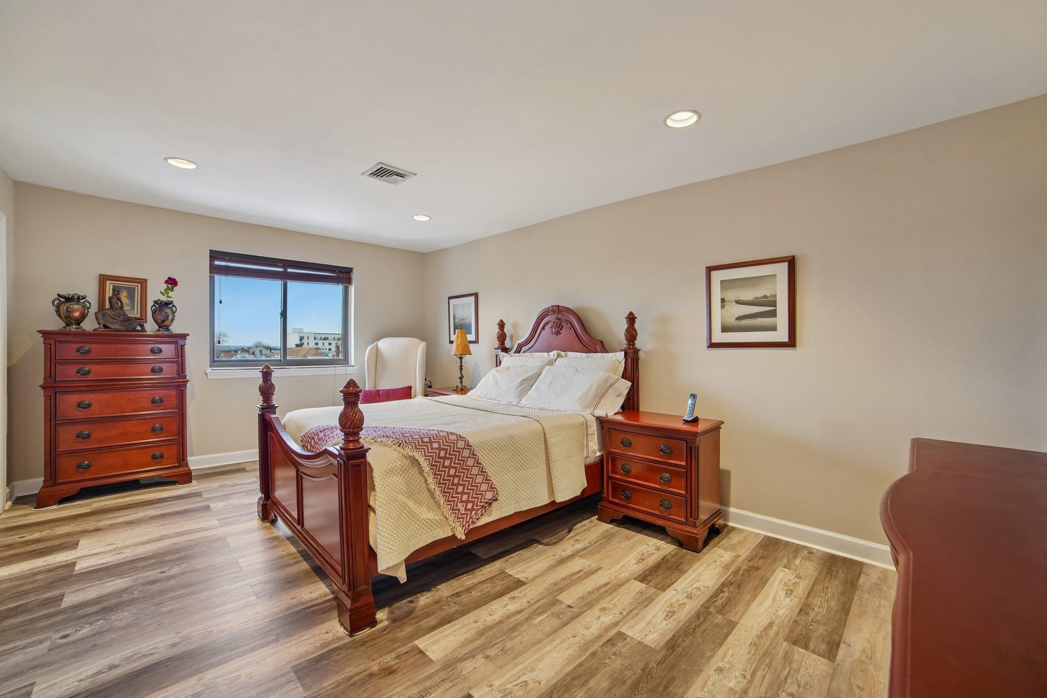 8305 BERGENLINE AVE Unit: 25