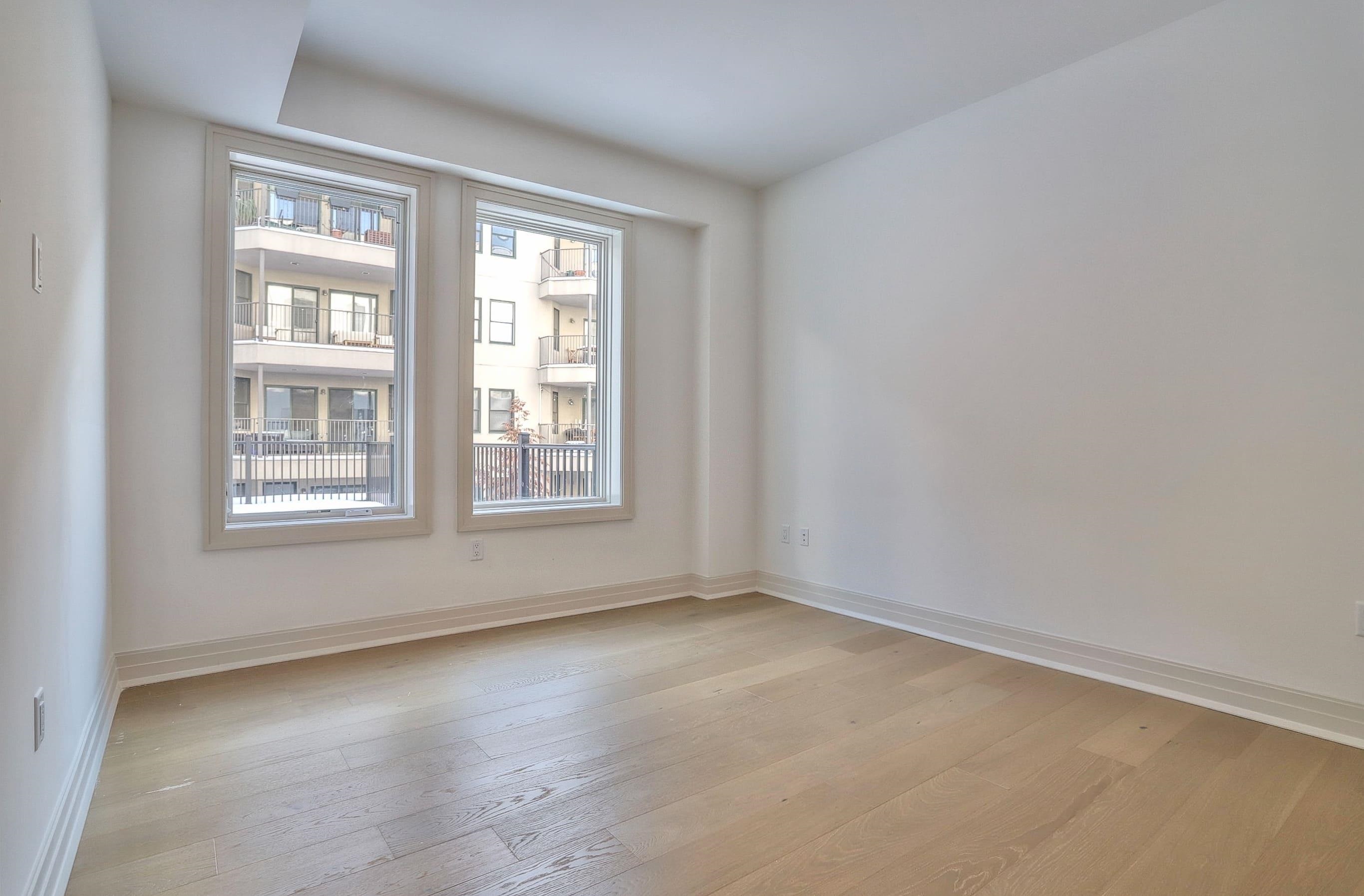 921 MADISON ST Unit: 201