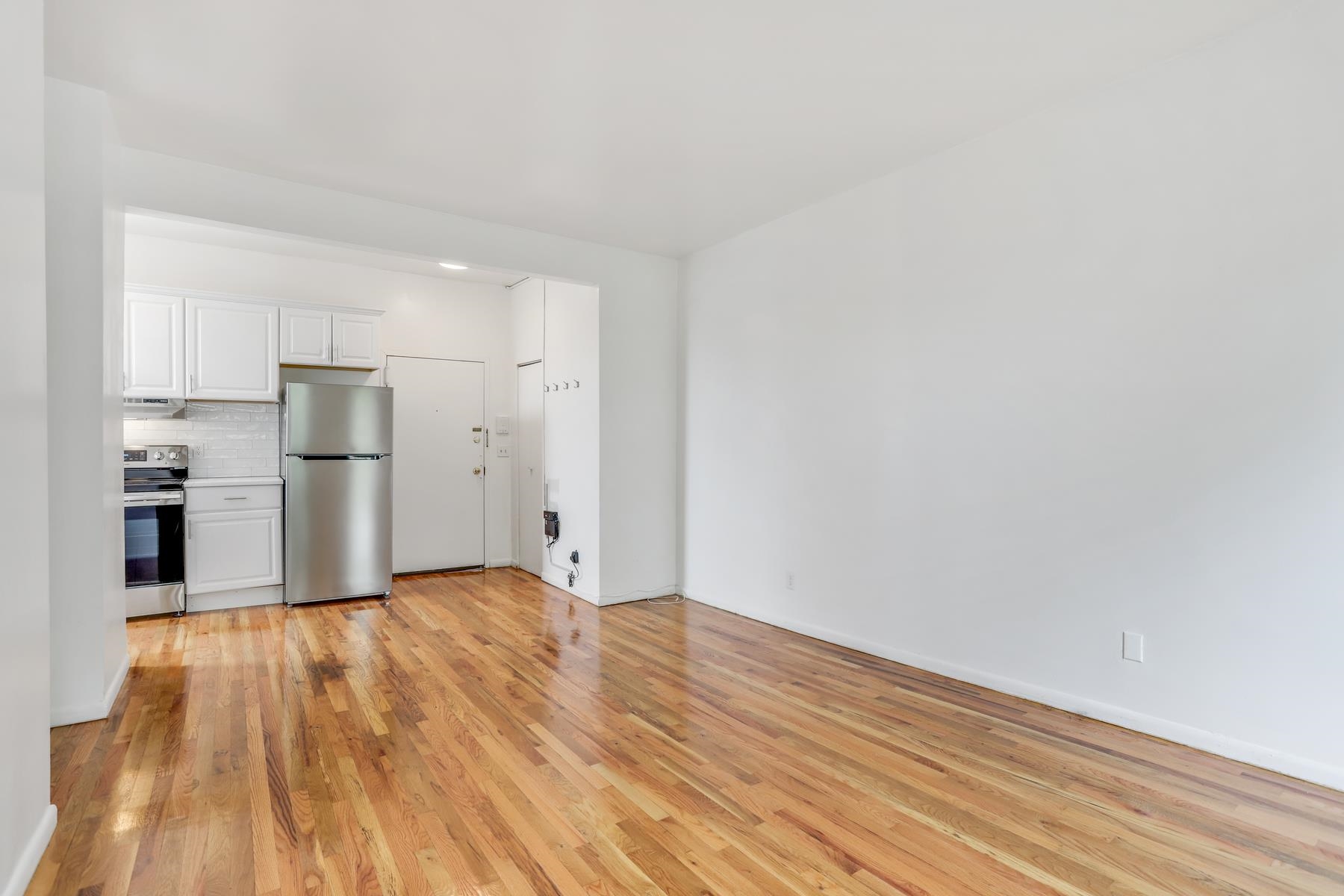 11 CUNEO PL Unit: 4A