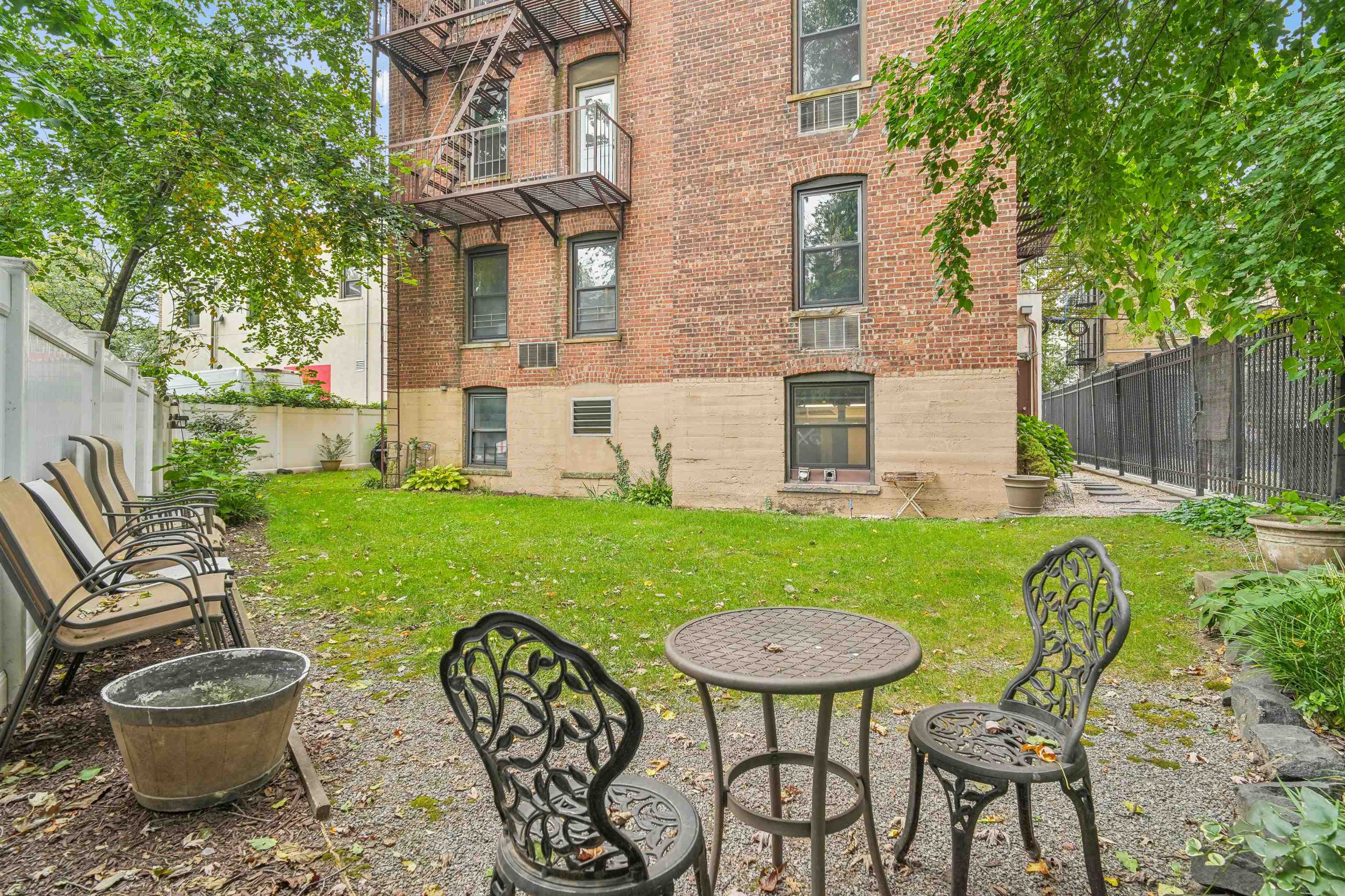 11 CUNEO PL Unit: 4A