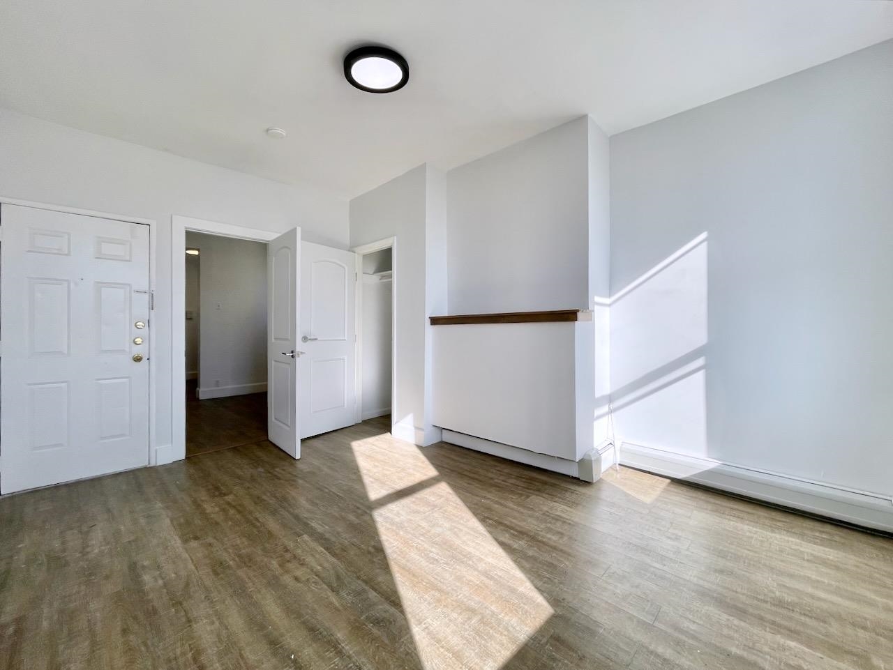 212 15TH ST Unit: 5