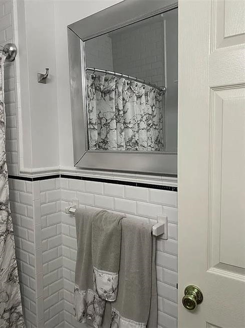 608 JEFFERSON ST Unit: 4