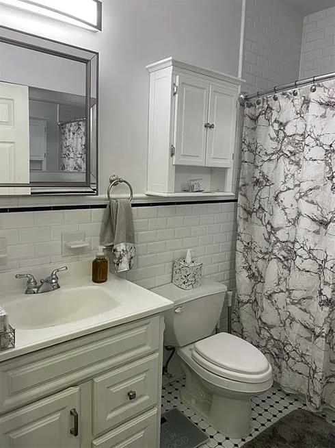 608 JEFFERSON ST Unit: 4