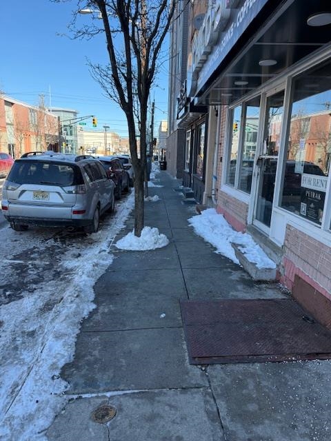 7004 BROADWAY Unit: 1