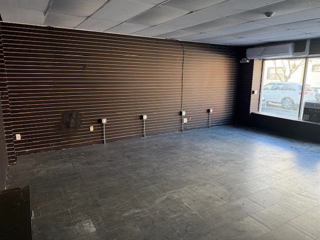 7004 BROADWAY Unit: 1