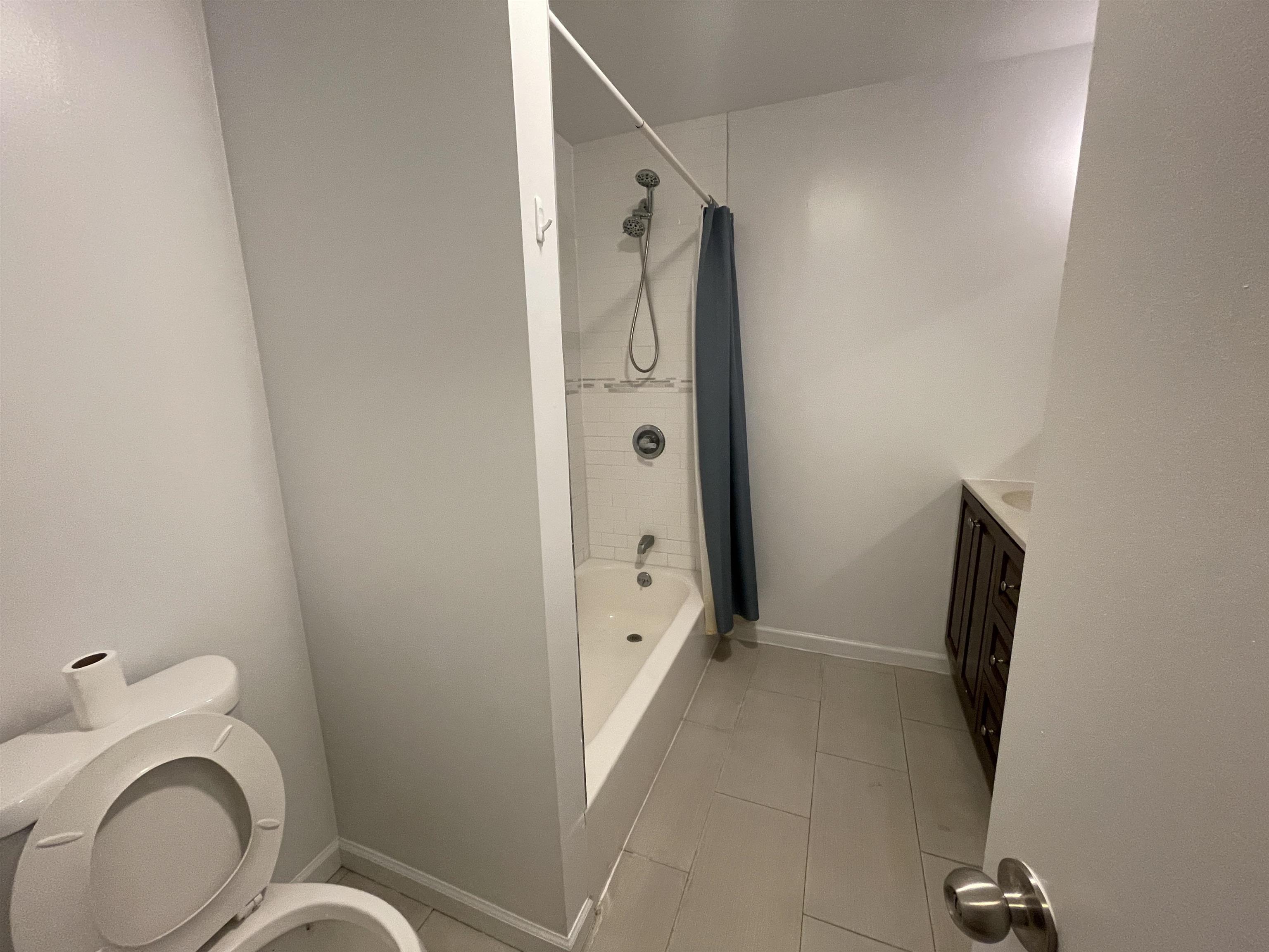 728 WASHINGTON ST Unit: 1