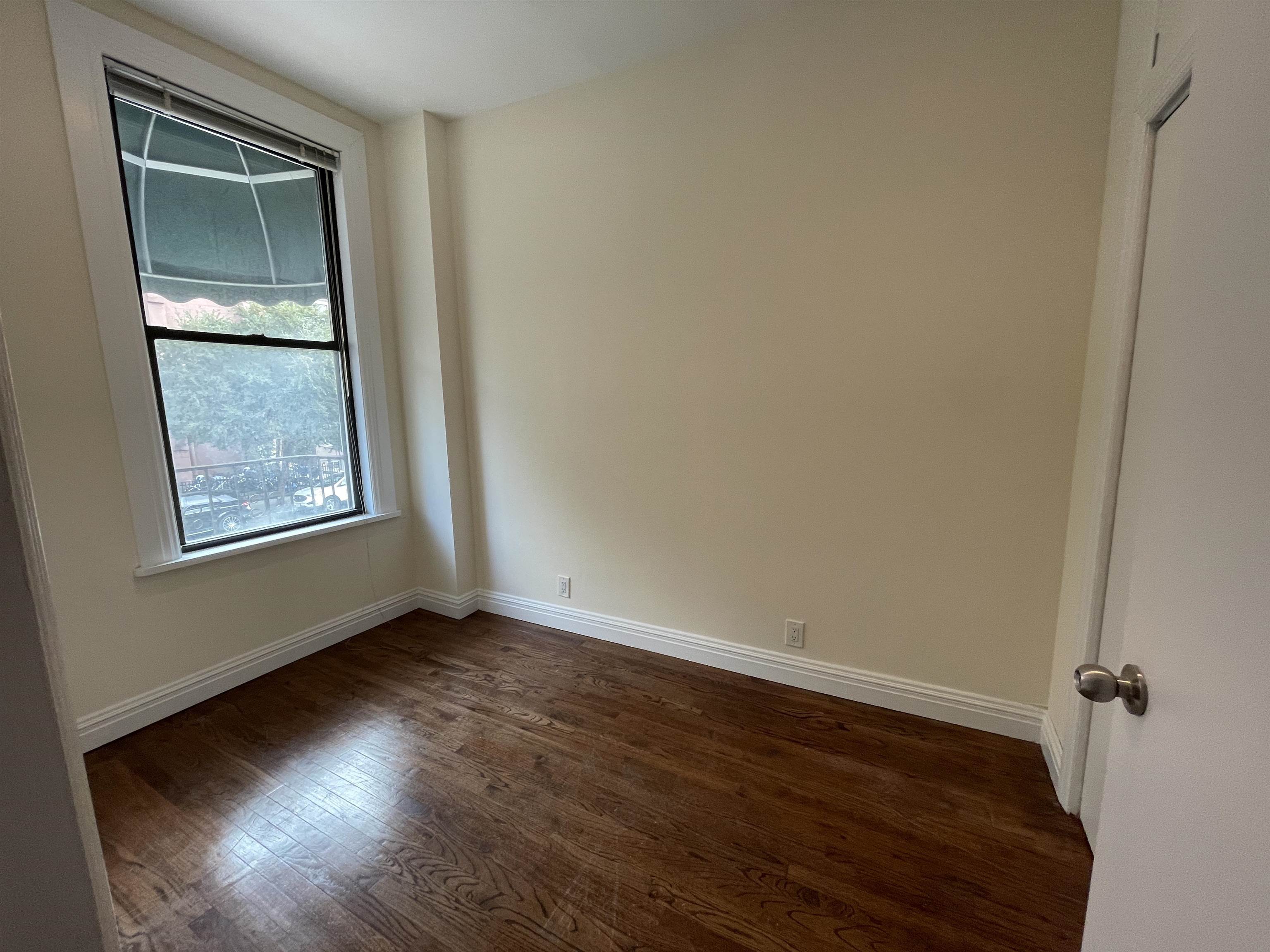 728 WASHINGTON ST Unit: 1