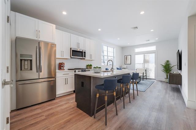 47 GRAHAM ST Unit: 3