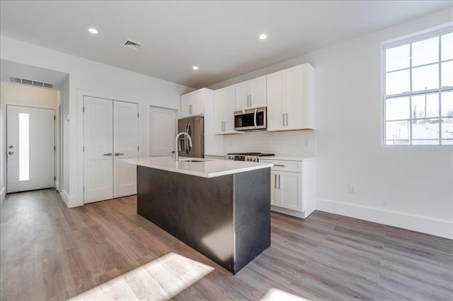 47 GRAHAM ST Unit: 3