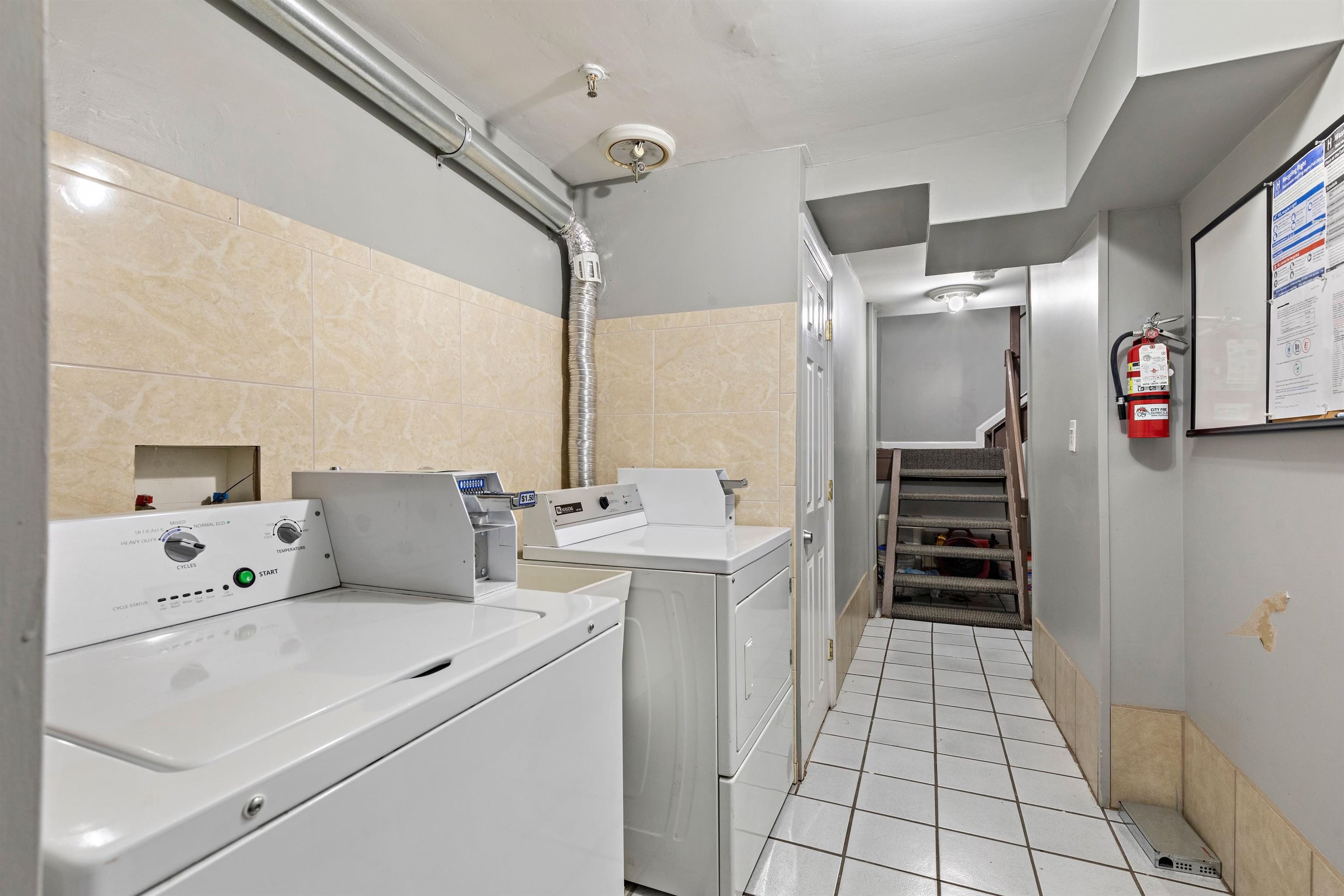 301 MONROE ST Unit: 4R