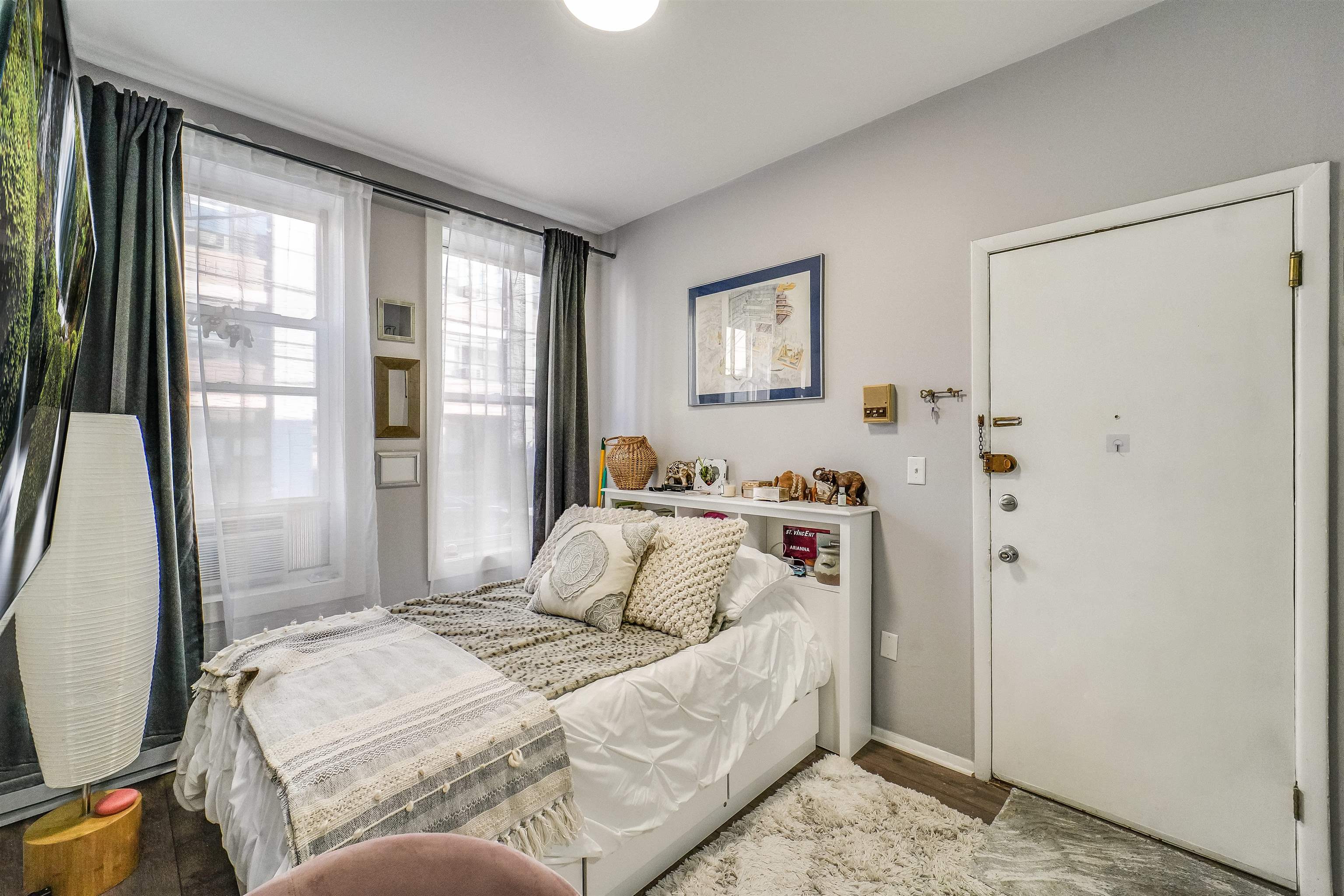 320 JEFFERSON ST Unit: 1RF