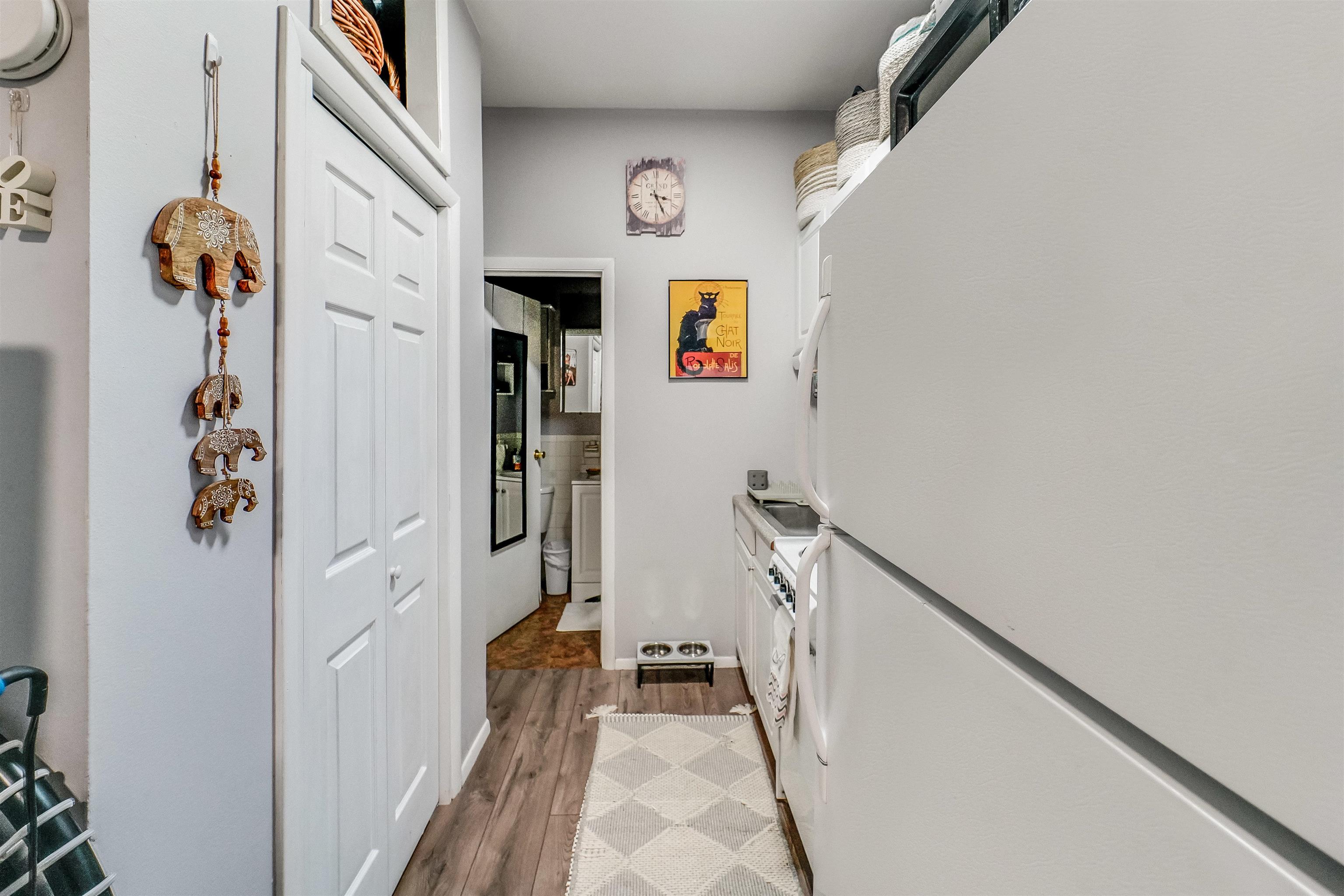 320 JEFFERSON ST Unit: 1RF