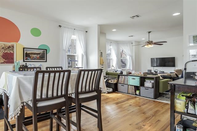 977 SUMMIT AVE Unit: 2