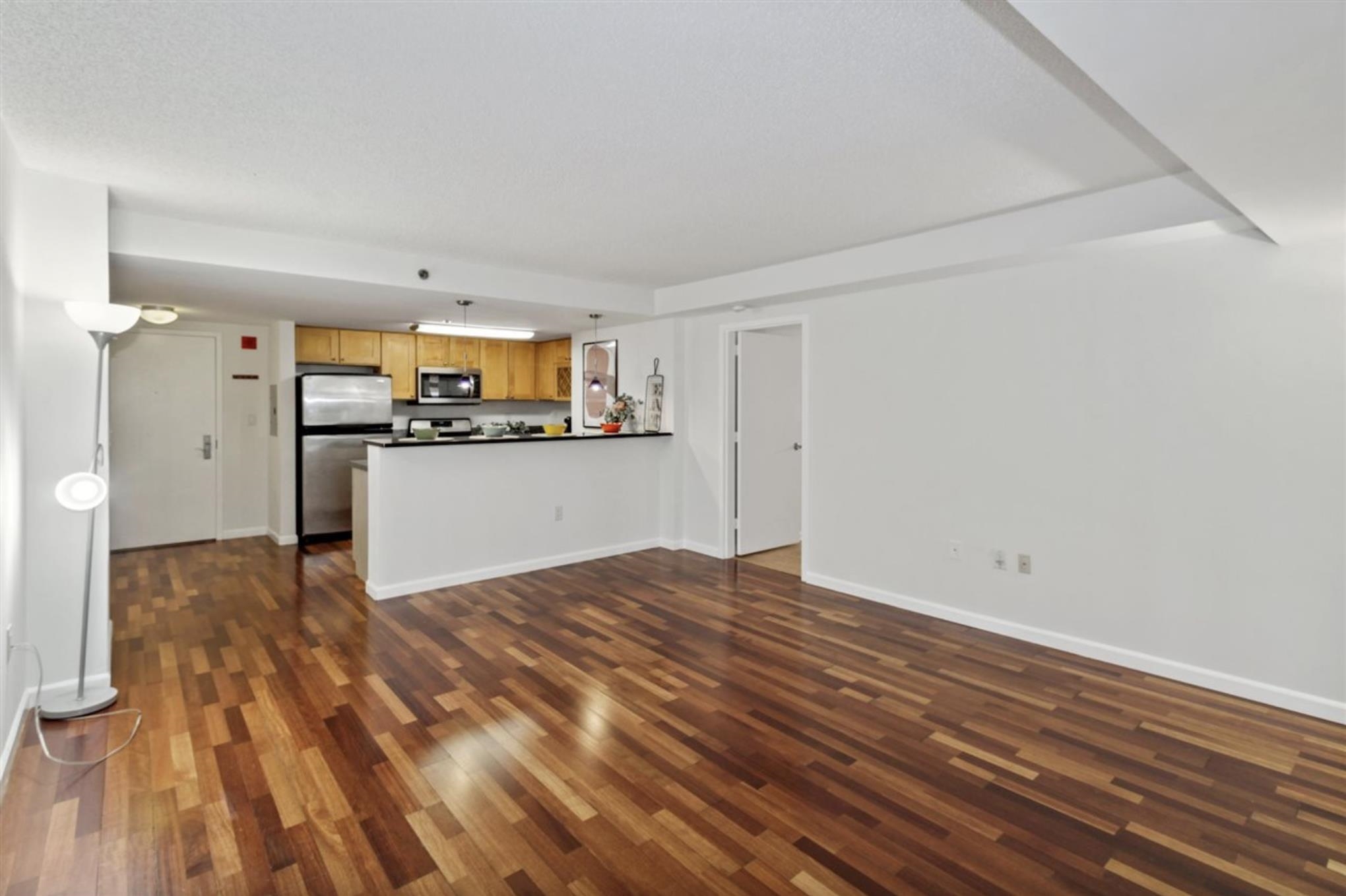 700 1ST ST Unit: 11N