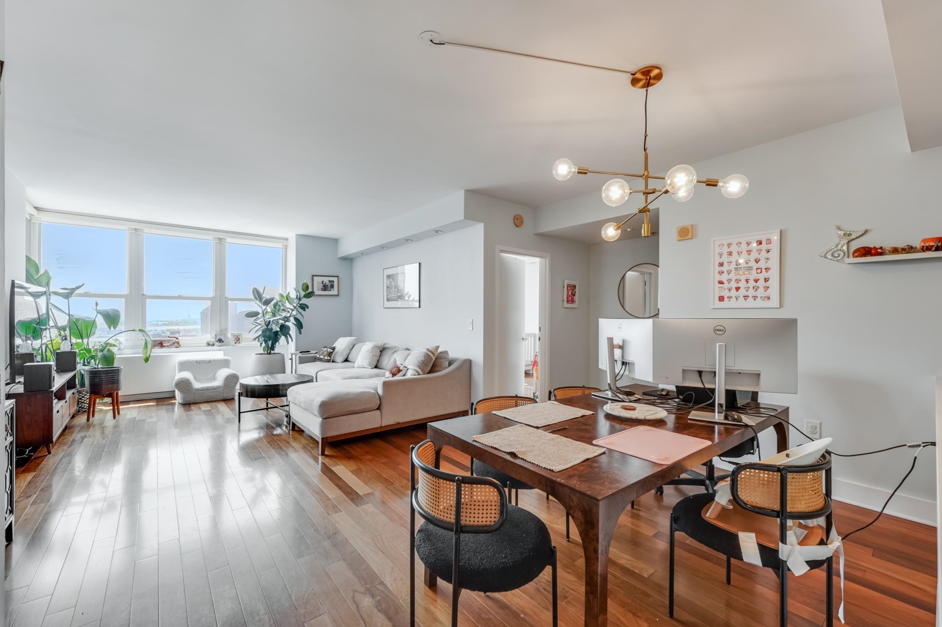 88 MORGAN ST Unit: 2006