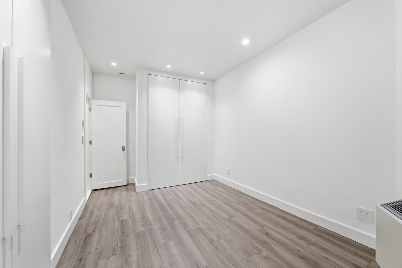 43-49 VAN WAGENEN AVE Unit: 4A