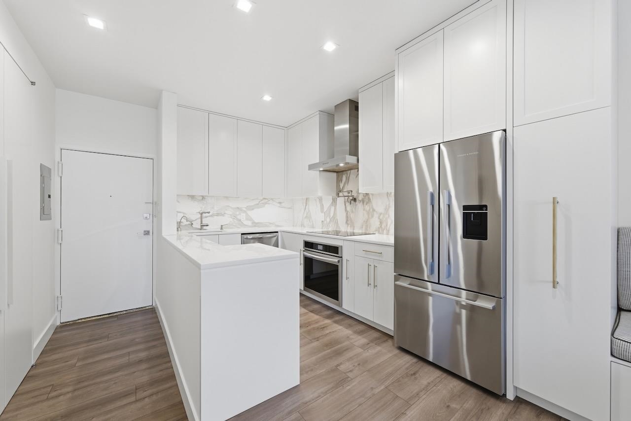 43-49 VAN WAGENEN AVE Unit: 4A