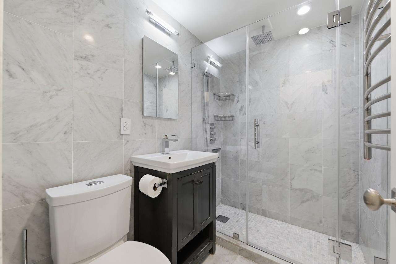 43-49 VAN WAGENEN AVE Unit: 4A